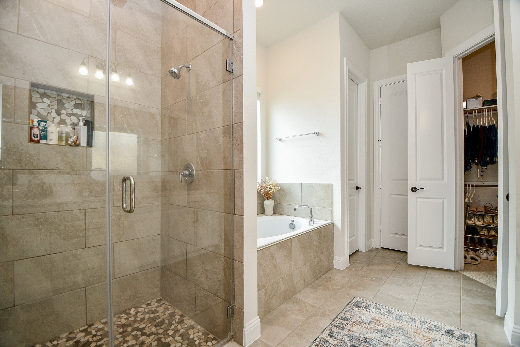 Cypress, Texas, 77433, United States, 5 Bedrooms Bedrooms, ,4 BathroomsBathrooms,Residential,For Sale,1969014