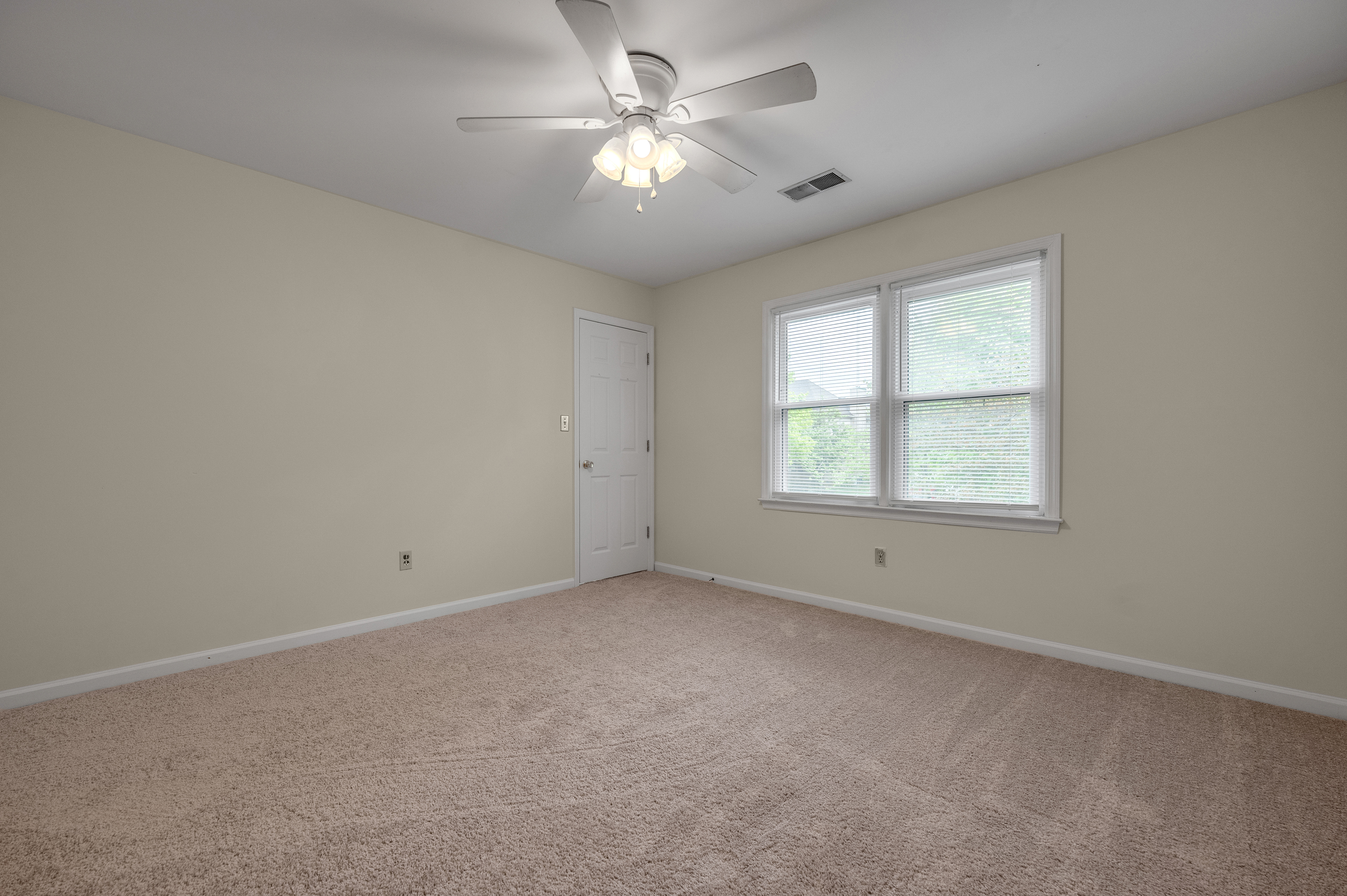  3809 Gillespies Glen - 物件實景