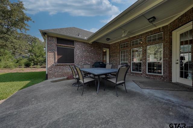 Lindale, Texas, 75771, United States, 4 Bedrooms Bedrooms, ,3 BathroomsBathrooms,Residential,For Sale,1983083