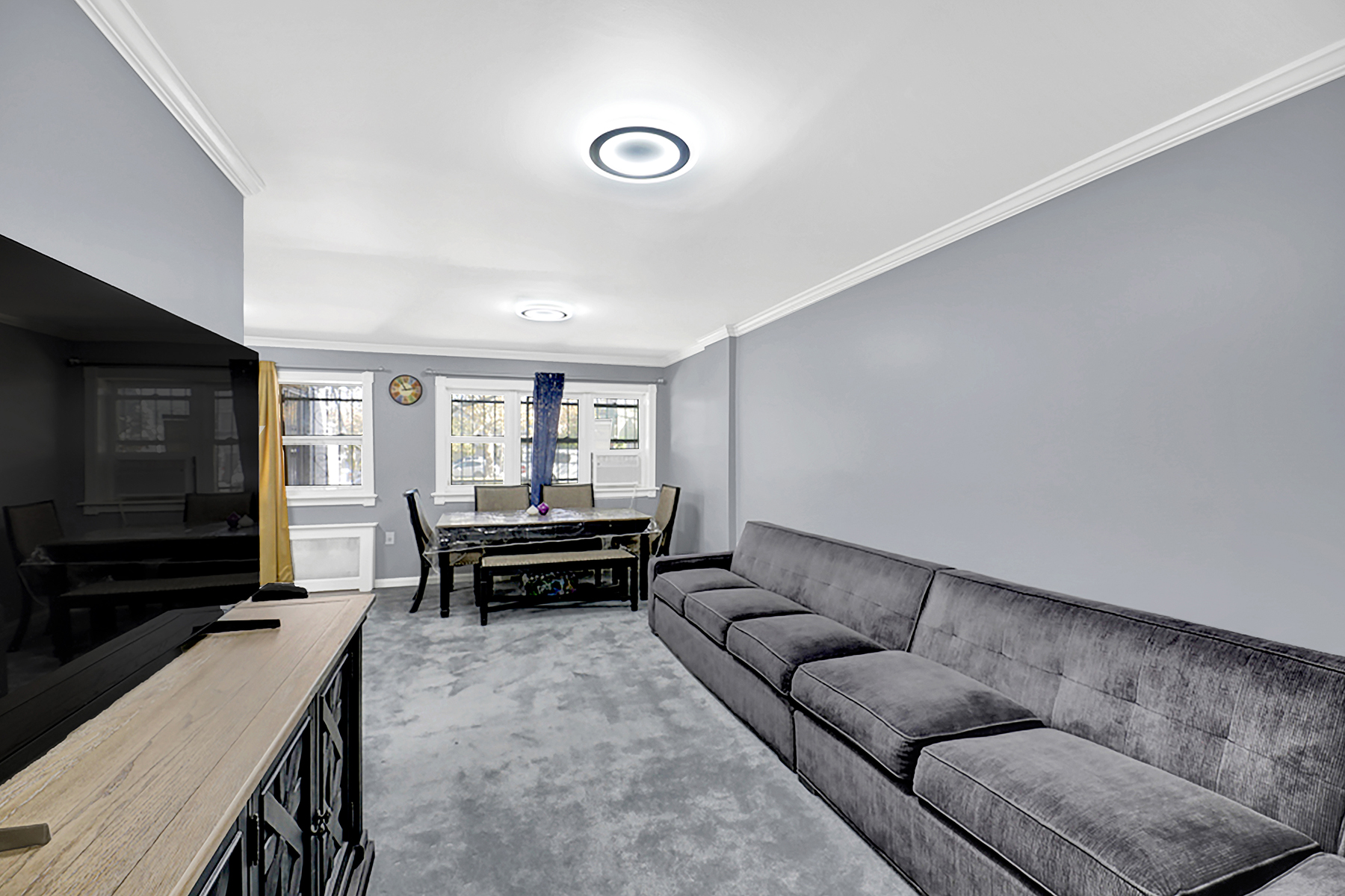 Brooklyn, New York, 11234, United States, 5 Bedrooms Bedrooms, ,3 BathroomsBathrooms,Residential,For Sale,1976876