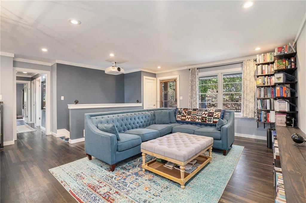 Smyrna, Georgia, 30082, United States, 4 Bedrooms Bedrooms, ,2 BathroomsBathrooms,Residential,For Sale,1987349