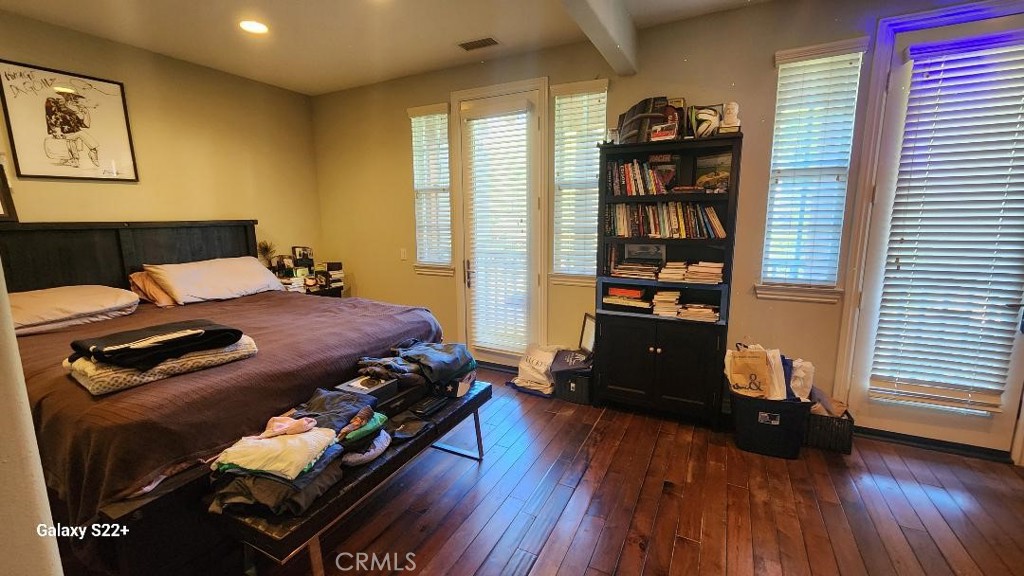 Calabasas, California, 91302, United States, 4 Bedrooms Bedrooms, ,4 BathroomsBathrooms,Residential,For Sale,1978532