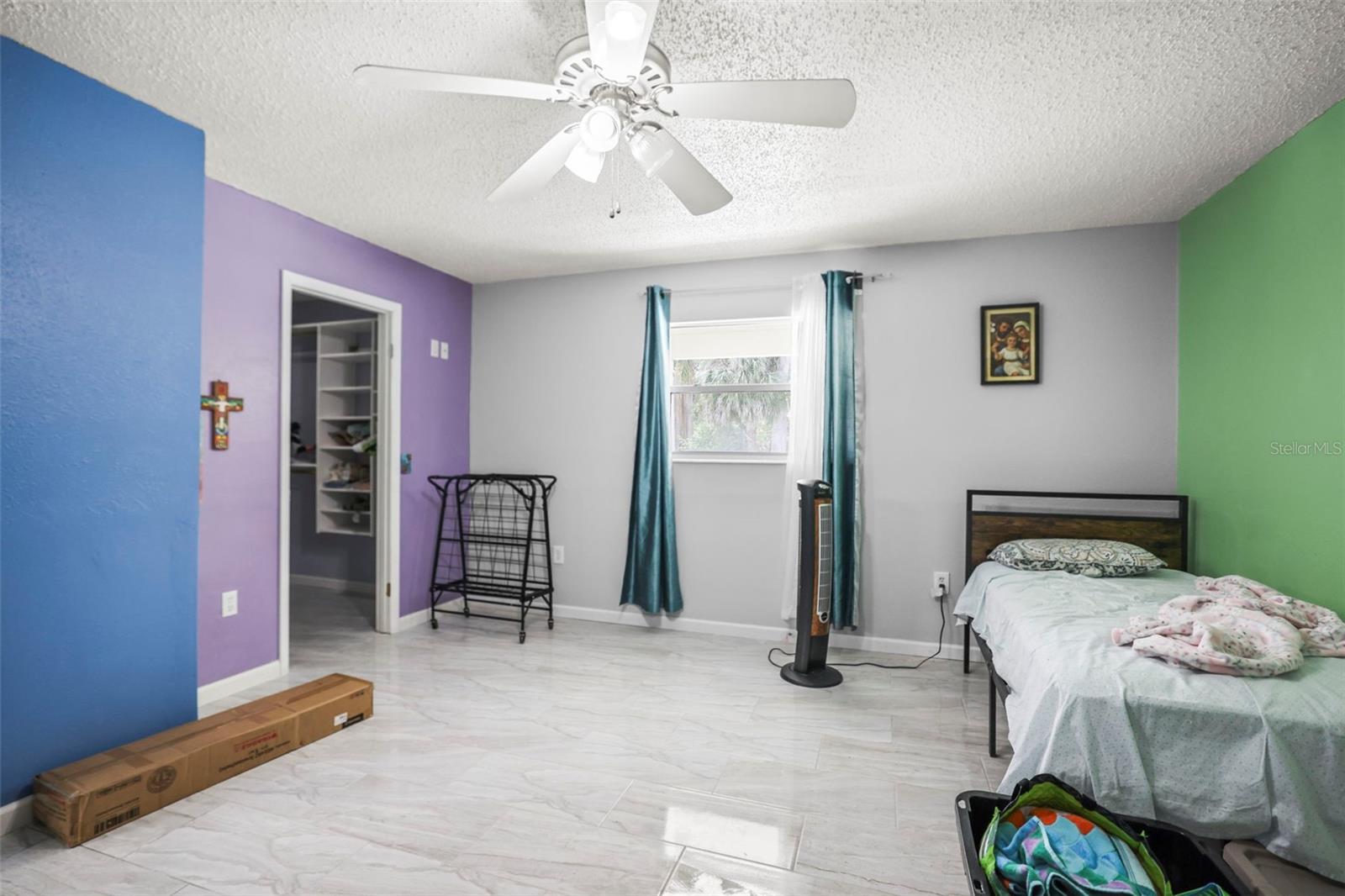 Clearwater, Florida, 33760, United States, 3 Bedrooms Bedrooms, ,2 BathroomsBathrooms,Residential,For Sale,1826177