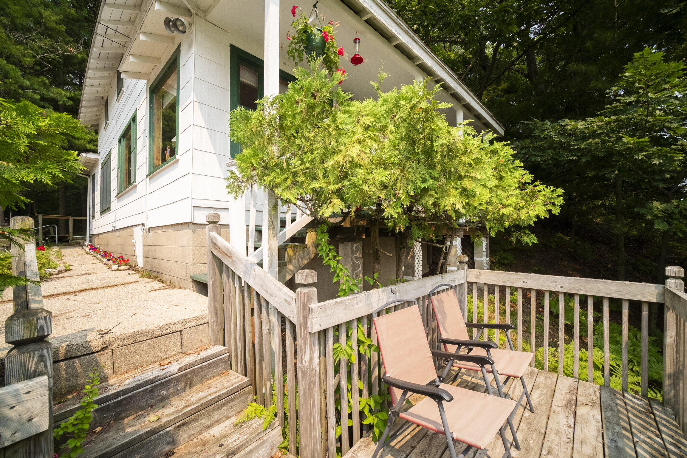 Onekama, Michigan, 49675, United States, 3 Bedrooms Bedrooms, ,3 BathroomsBathrooms,Residential,For Sale,1914171