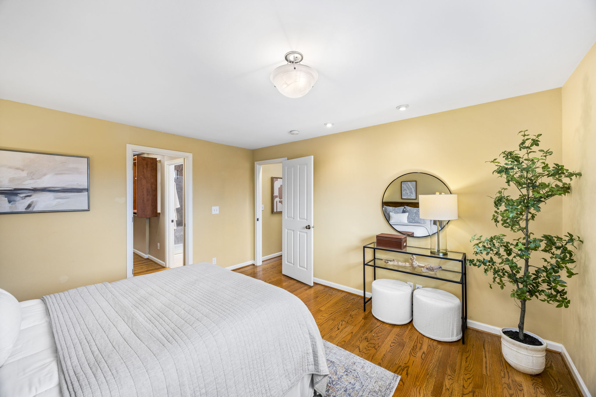  231 105th Ave SE, Bellevue, WA 98004 - 物件實景