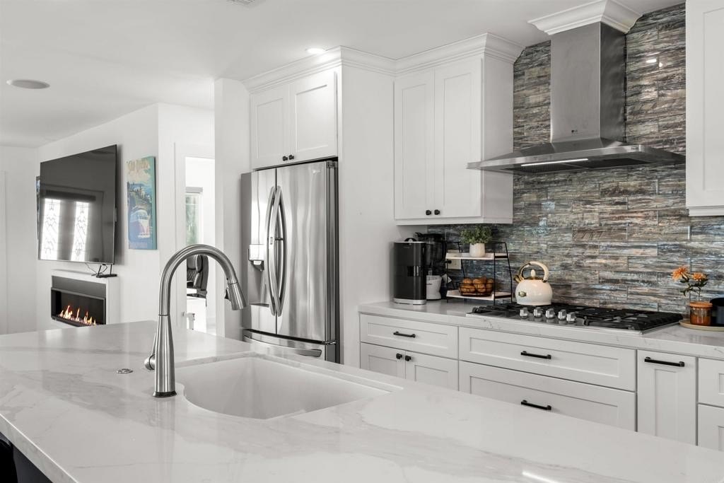 San Diego, California, 92106, United States, 3 Bedrooms Bedrooms, ,2 BathroomsBathrooms,Residential,For Sale,1991298