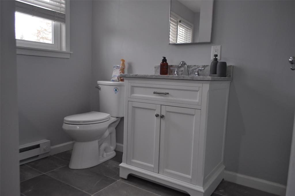 Poughquag, New York, 12570, United States, 3 Bedrooms Bedrooms, ,3 BathroomsBathrooms,Residential,For Sale,1993861