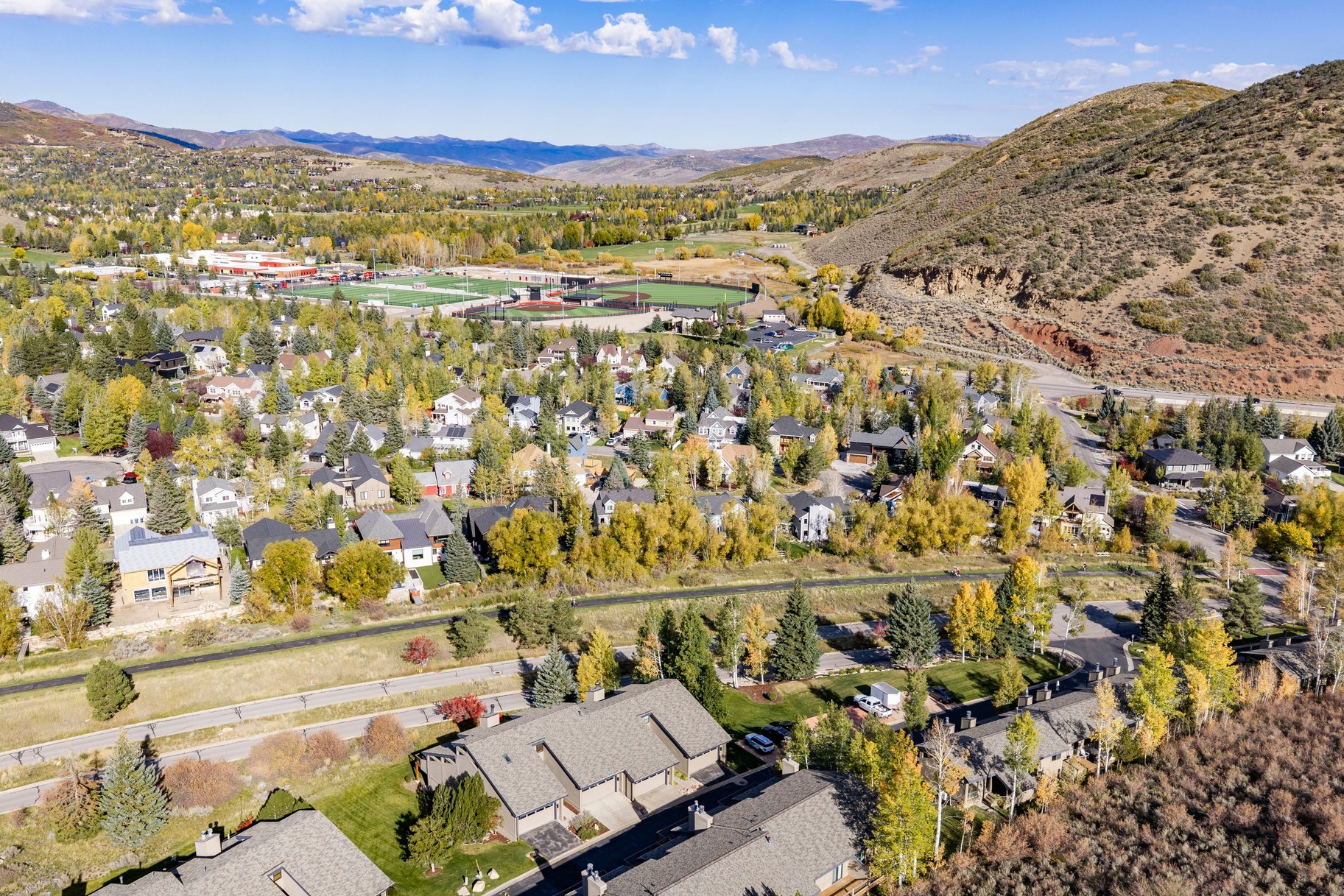  Park City 3 Bedroom Fenchurch Townhome  Complete and Perfect Renovation - 物件實景