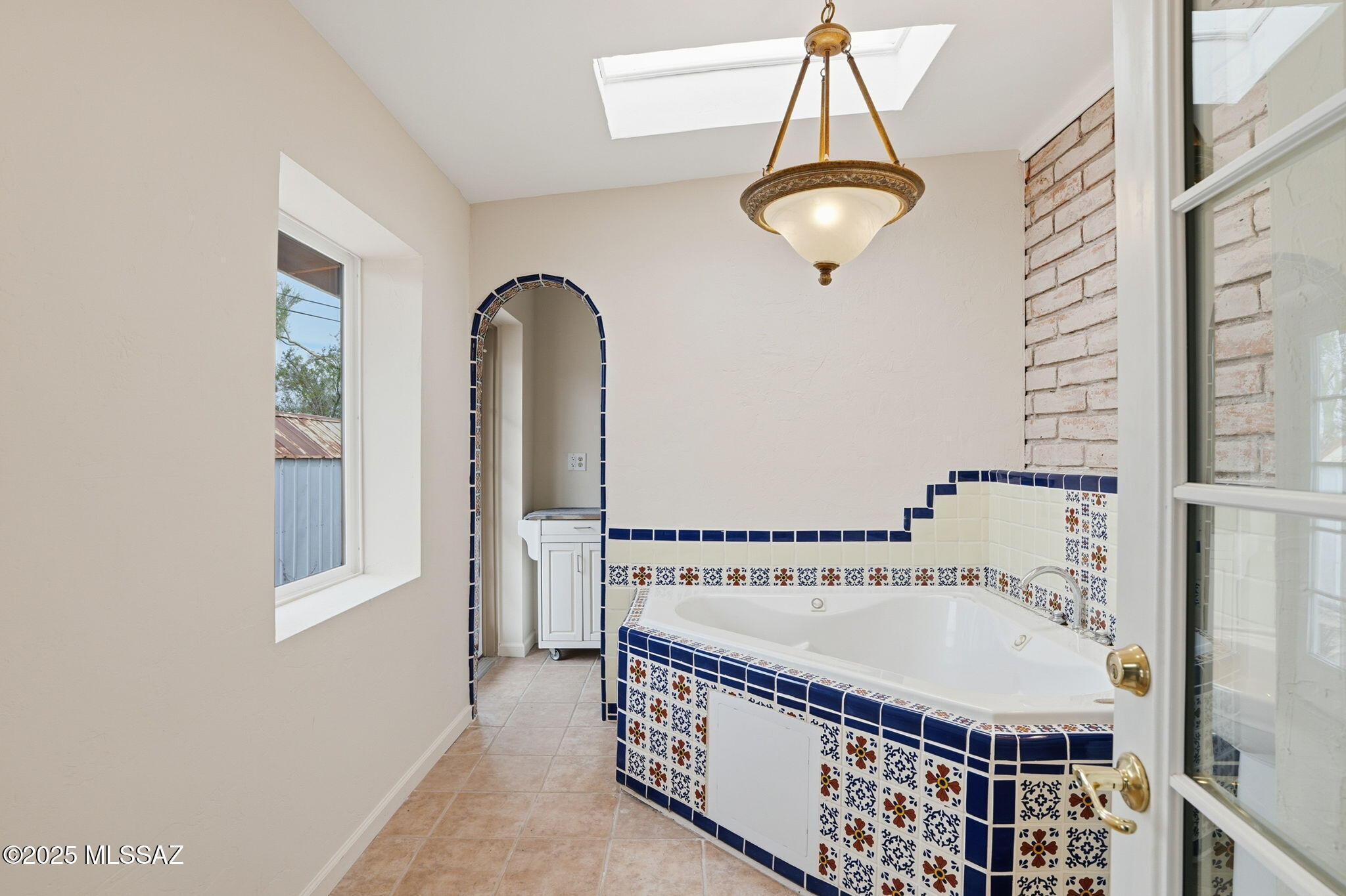 Tucson, Arizona, 85745, United States, 3 Bedrooms Bedrooms, ,3 BathroomsBathrooms,Residential,For Sale,1997512