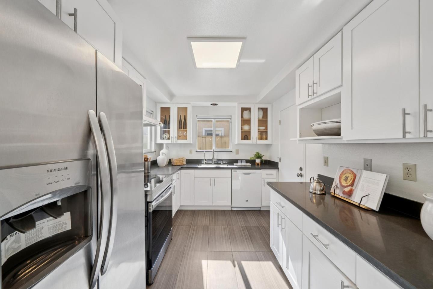 San Jose, California, 95136, United States, 3 Bedrooms Bedrooms, ,2 BathroomsBathrooms,Residential,For Sale,1917269
