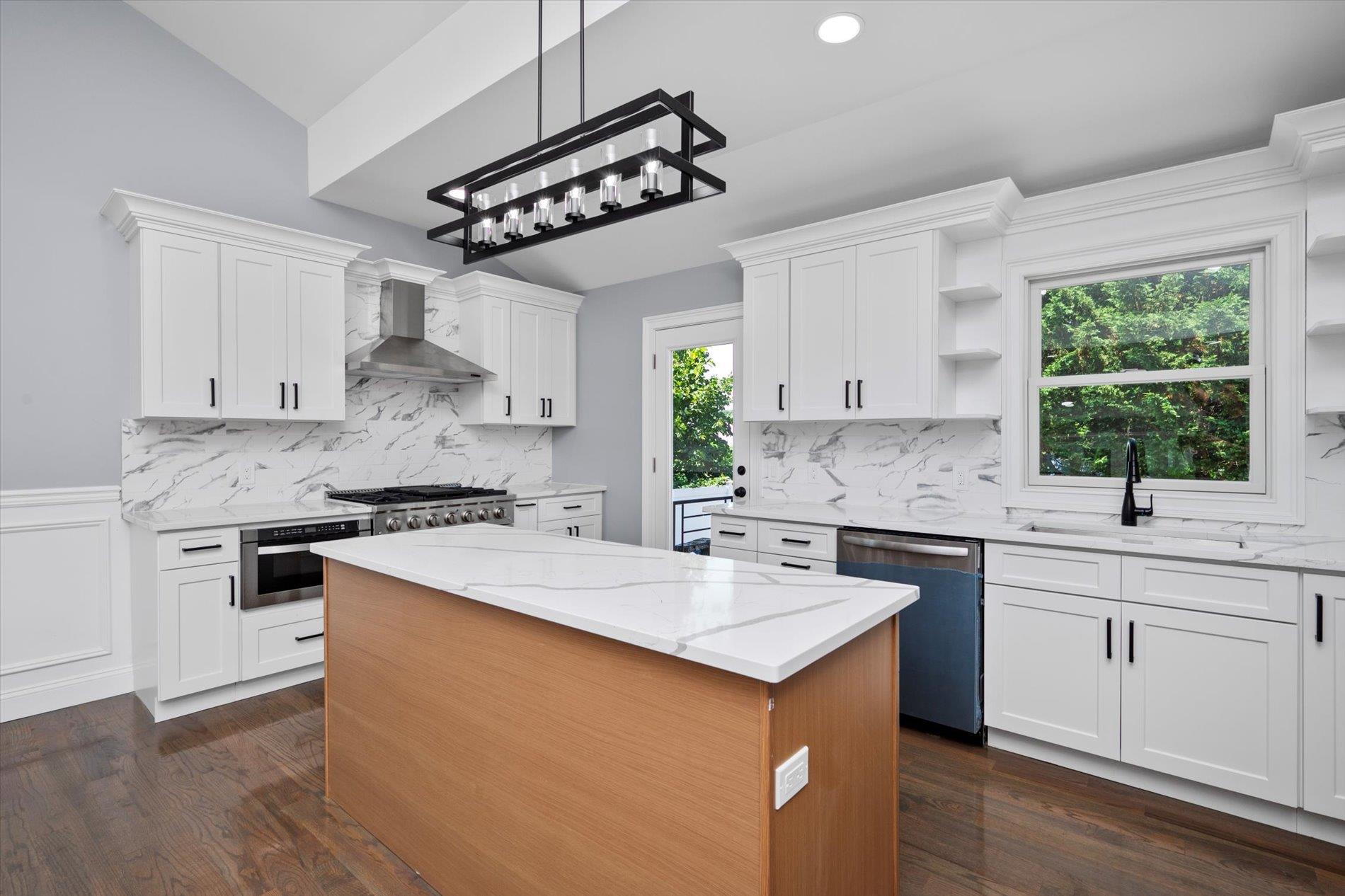 Massapequa Park, New York, 11762, United States, 5 Bedrooms Bedrooms, ,4 BathroomsBathrooms,Residential,For Sale,1903014