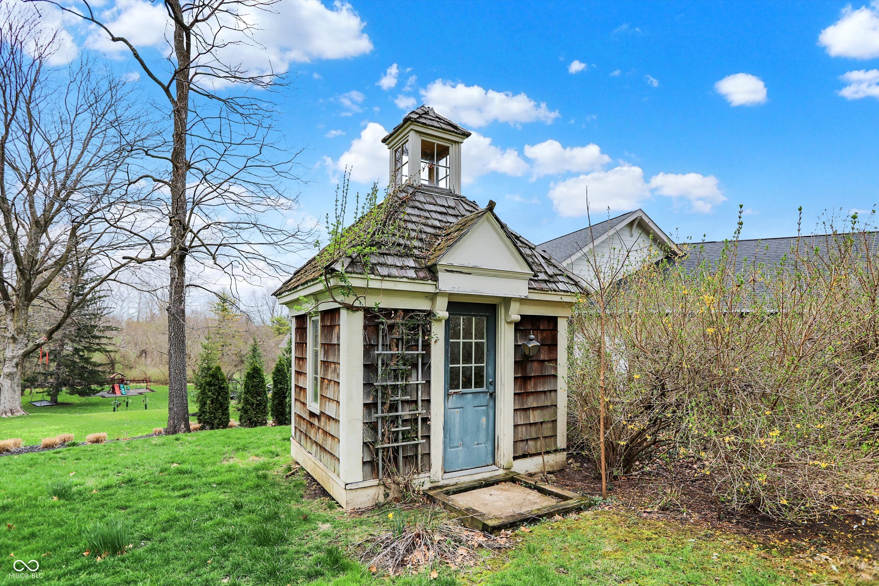 Zionsville, Indiana, 46077, United States, 6 Bedrooms Bedrooms, ,5 BathroomsBathrooms,Residential,For Sale,1766100