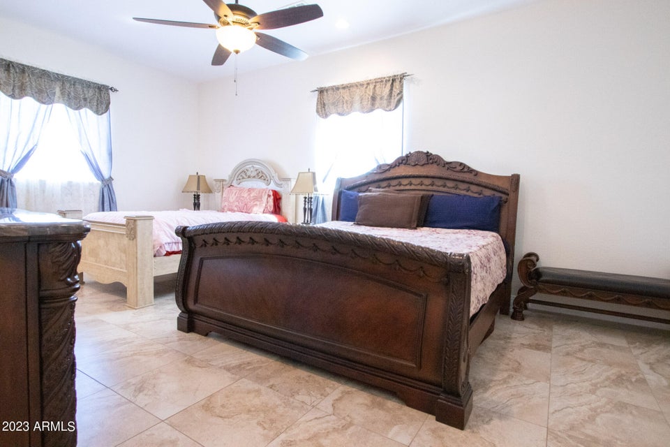 Witmann, Arizona, 85361, United States, 6 Bedrooms Bedrooms, ,3 BathroomsBathrooms,Residential,For Sale,1977429