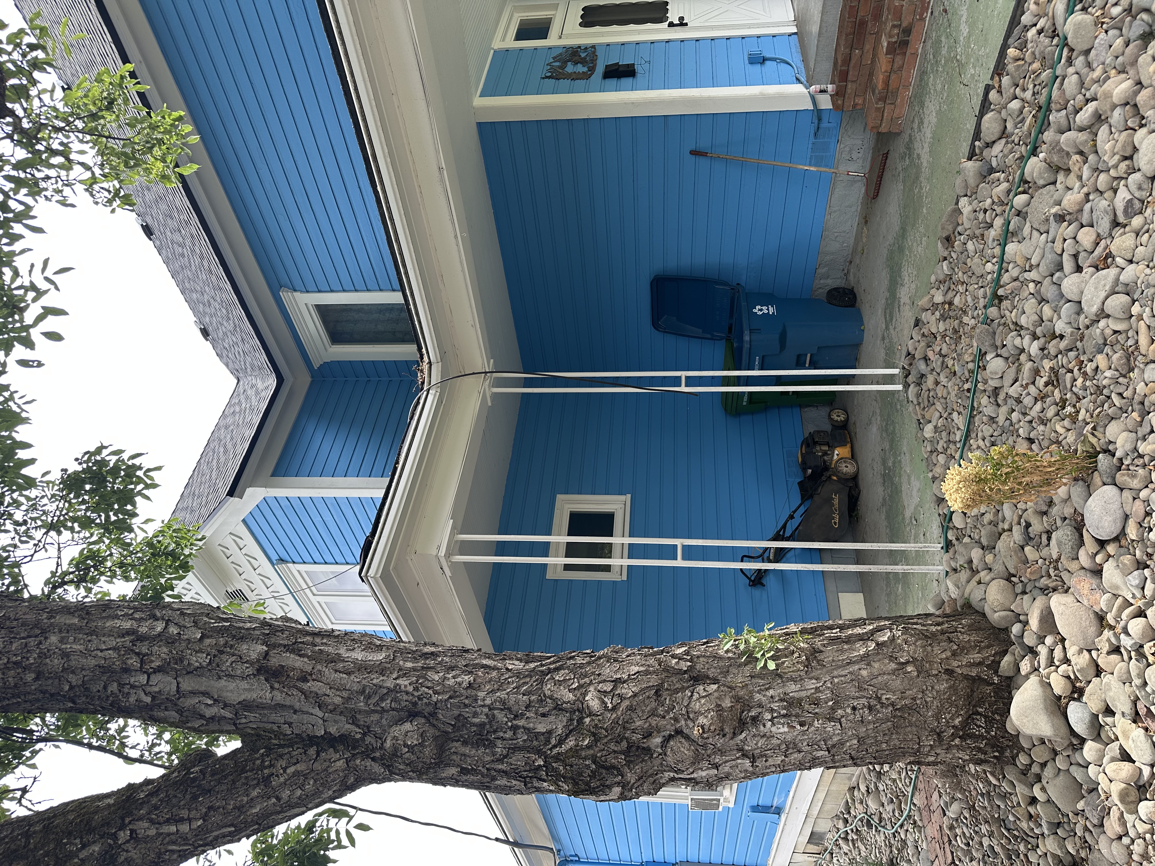 Silverton, Oregon, 97381, United States, 3 Bedrooms Bedrooms, ,2 BathroomsBathrooms,Residential,For Sale,1941642