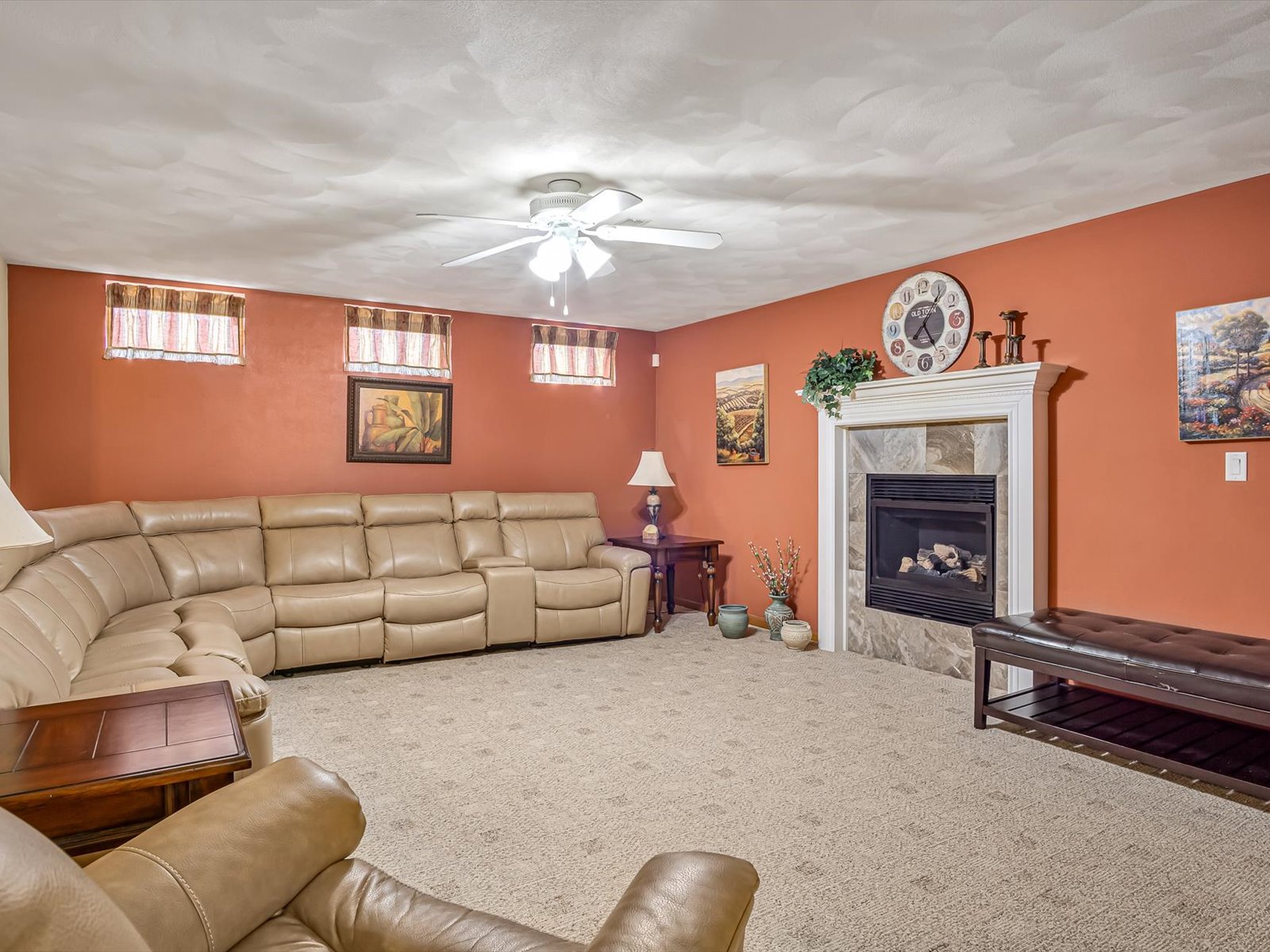 Swansea, Illinois, 62226, United States, 4 Bedrooms Bedrooms, ,4 BathroomsBathrooms,Residential,For Sale,1863975