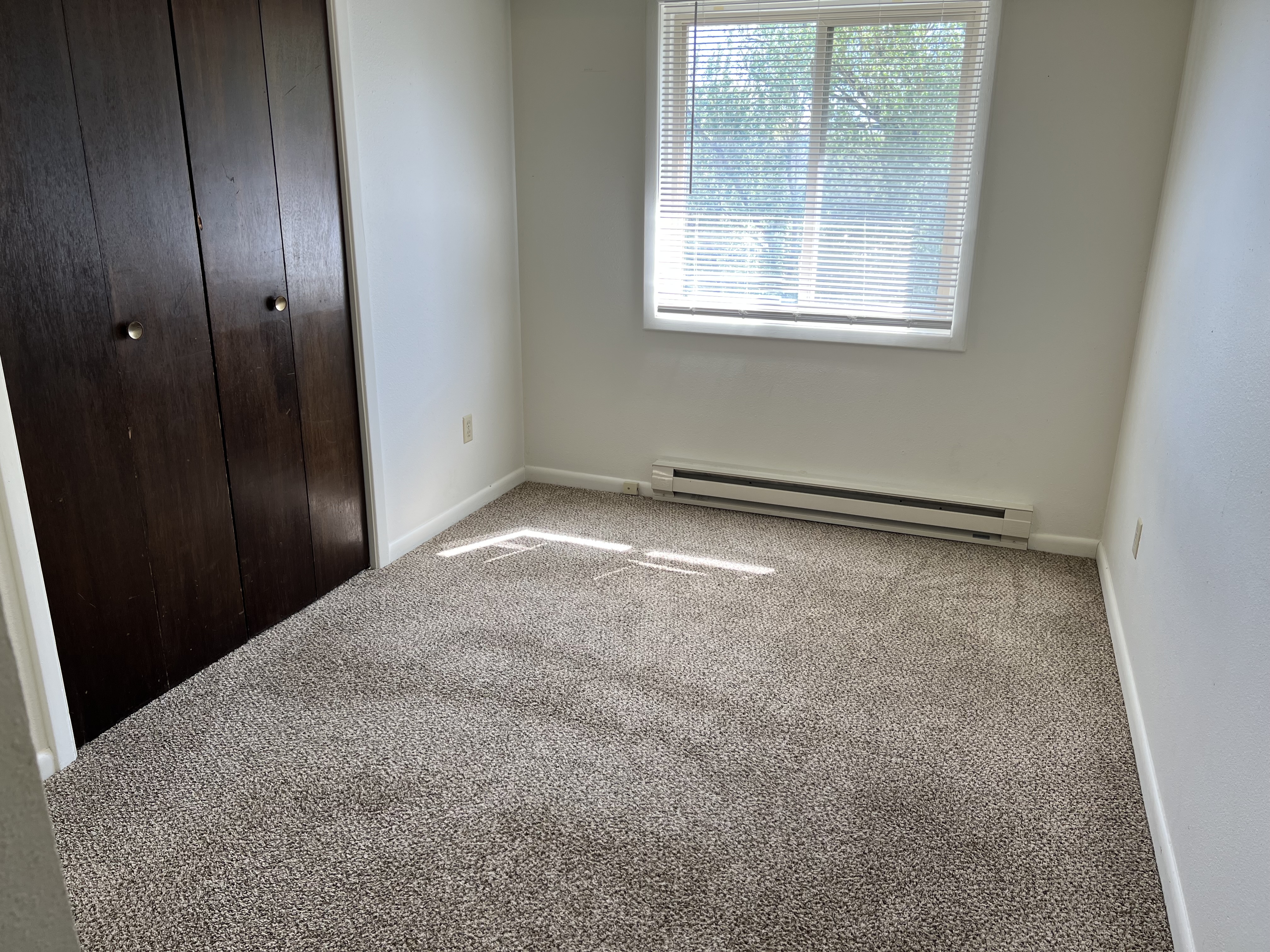 Sheridan, Wyoming, 82801, United States, 3 Bedrooms Bedrooms, ,2 BathroomsBathrooms,Residential,For Sale,1928698