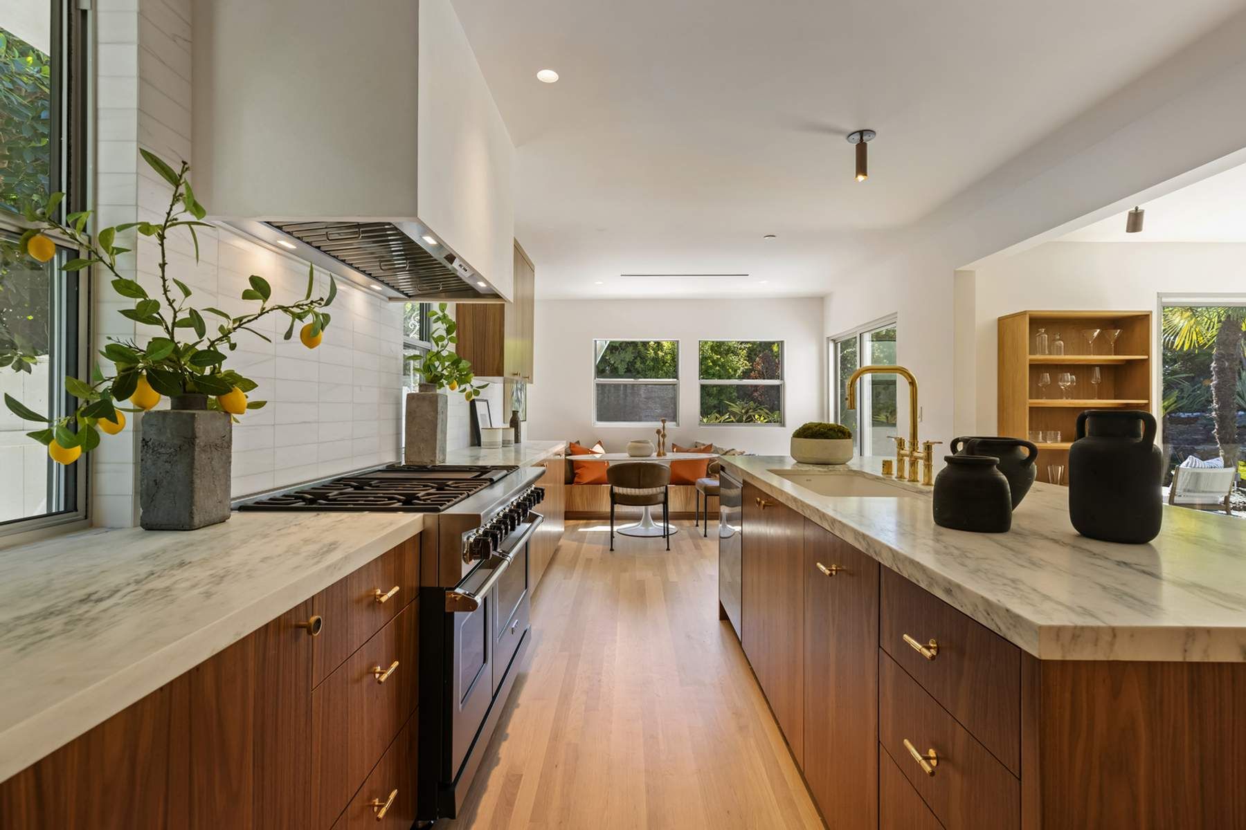  2235 Chislehurst Dr - 物件實景