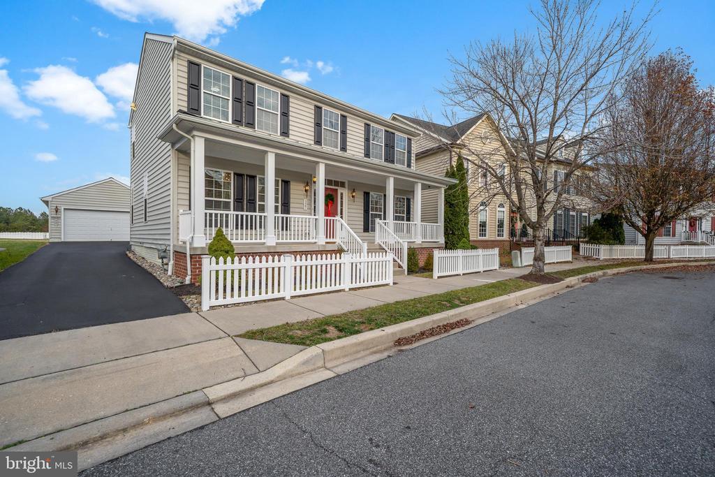 Milton, Delaware, 19968, United States, 4 Bedrooms Bedrooms, ,4 BathroomsBathrooms,Residential,For Sale,1999032