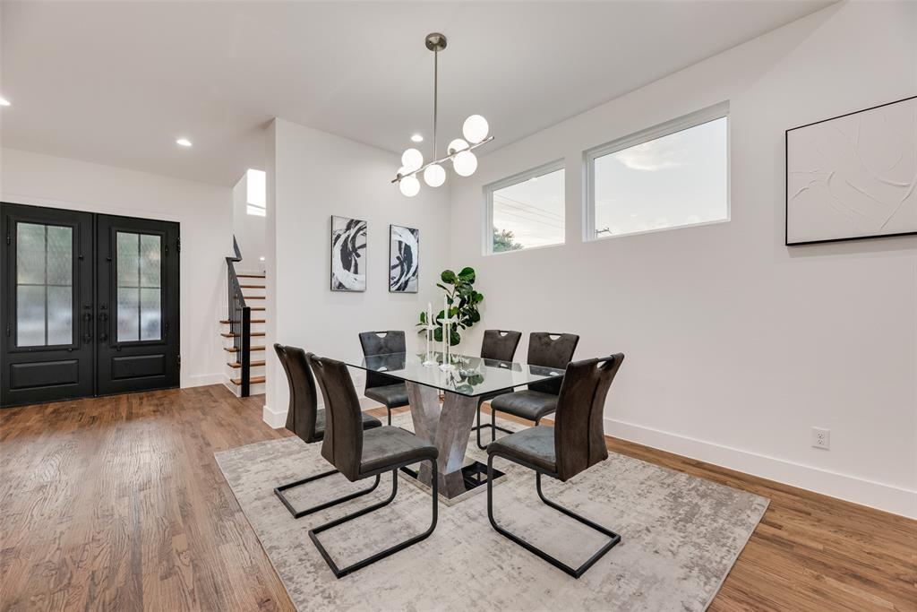 Dallas, Texas, 75211, United States, 4 Bedrooms Bedrooms, ,4 BathroomsBathrooms,Residential,For Sale,1893566