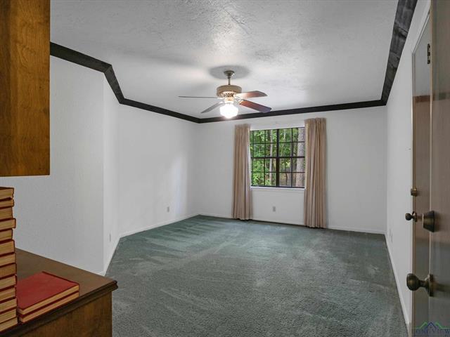 Henderson, Texas, 75652, United States, 3 Bedrooms Bedrooms, ,3 BathroomsBathrooms,Residential,For Sale,1820129