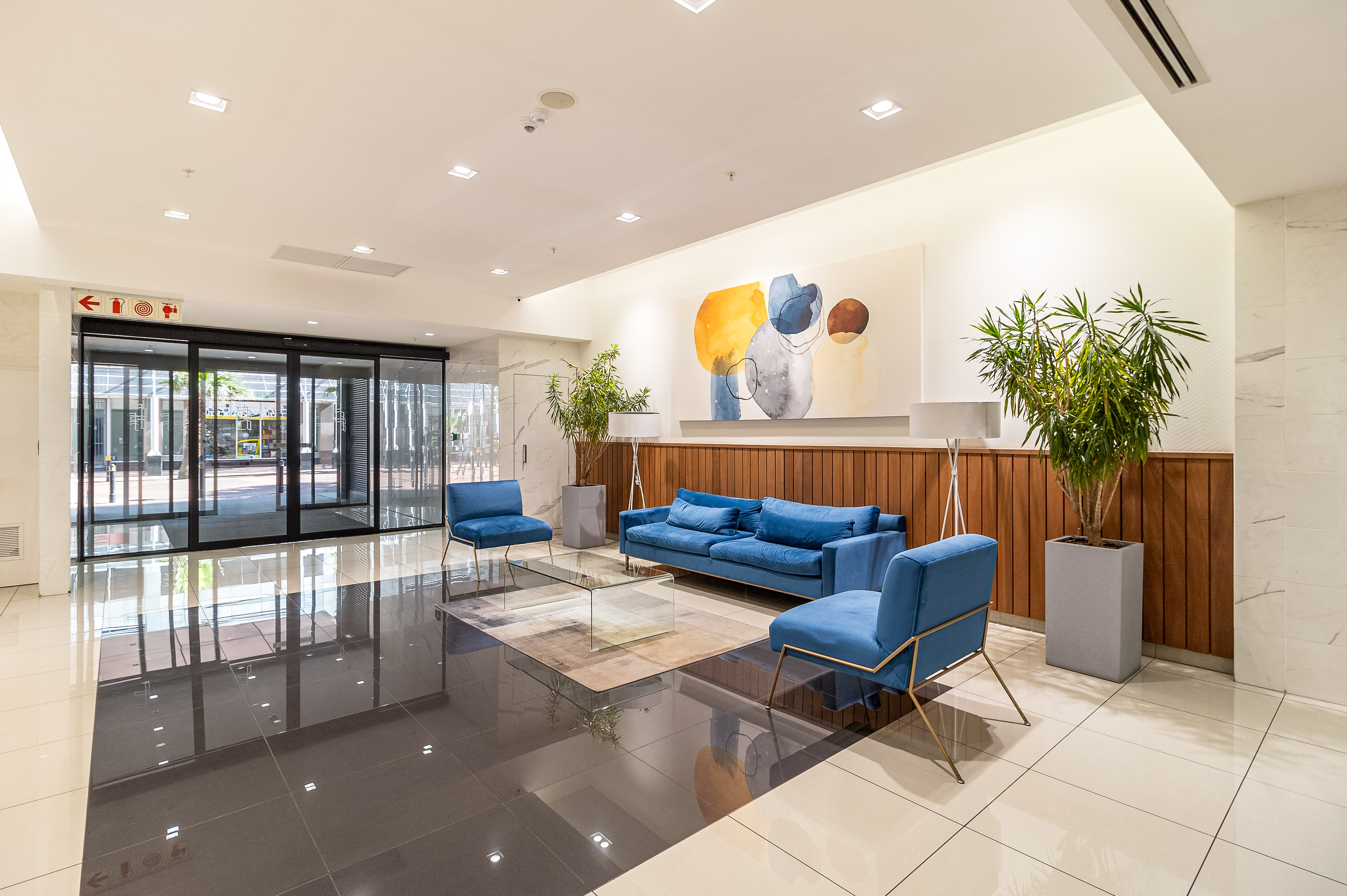  1504  Foreshore Place - 物件實景