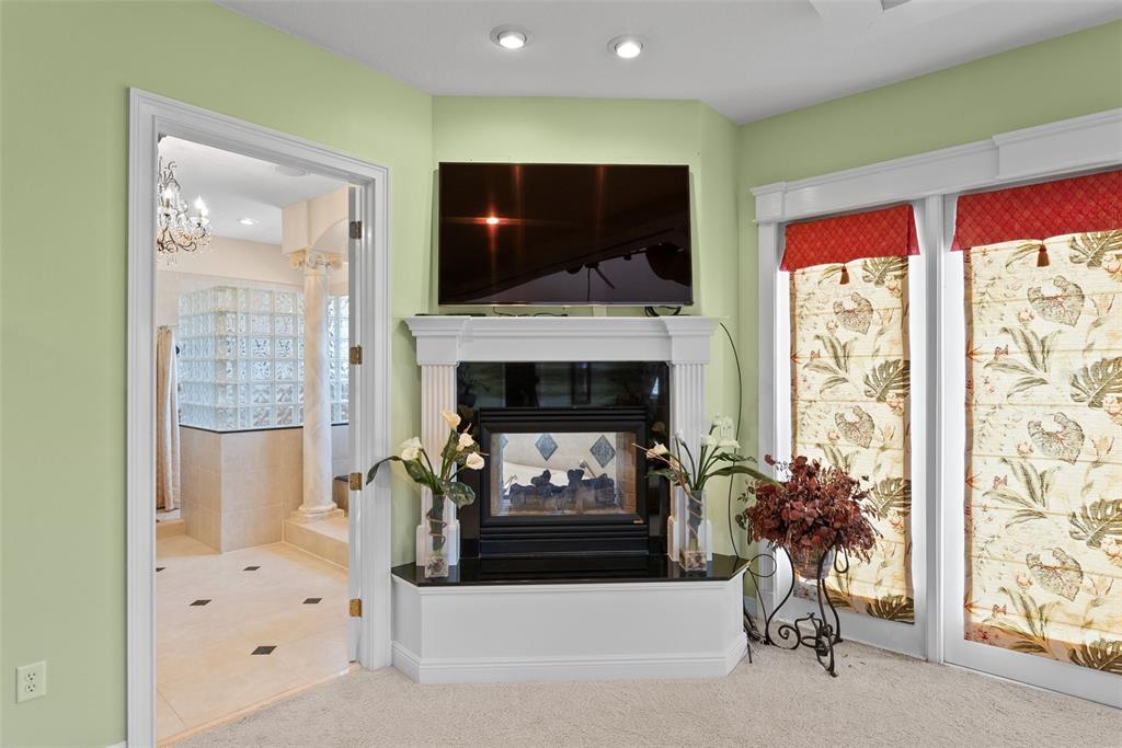 Thonotosassa, Florida, 33592, United States, 4 Bedrooms Bedrooms, ,7 BathroomsBathrooms,Residential,For Sale,1788935