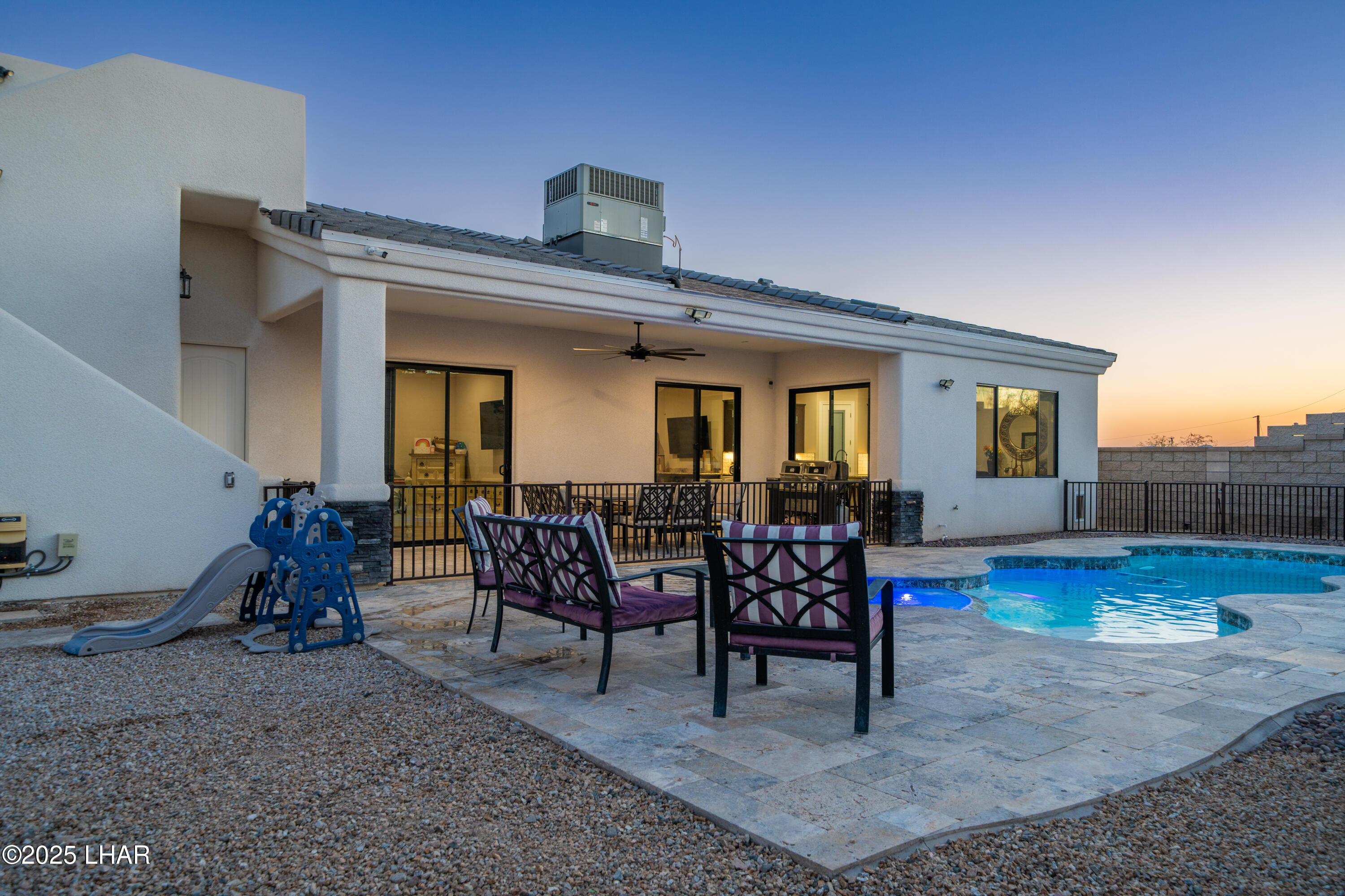 Lake Havasu City, Arizona, 86403, United States, 3 Bedrooms Bedrooms, ,4 BathroomsBathrooms,Residential,For Sale,1827027