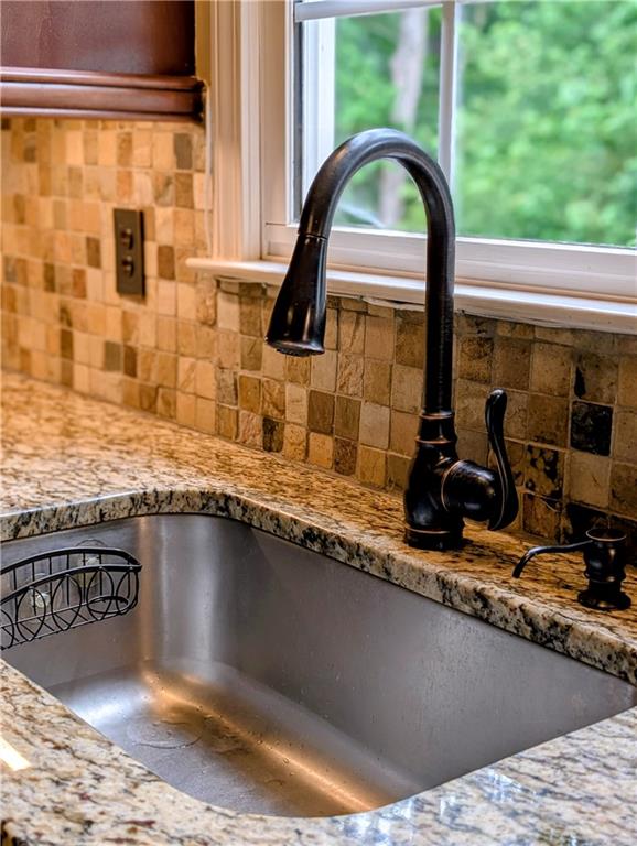 Suwanee, Georgia, 30024, United States, 5 Bedrooms Bedrooms, ,4 BathroomsBathrooms,Residential,For Sale,2005954