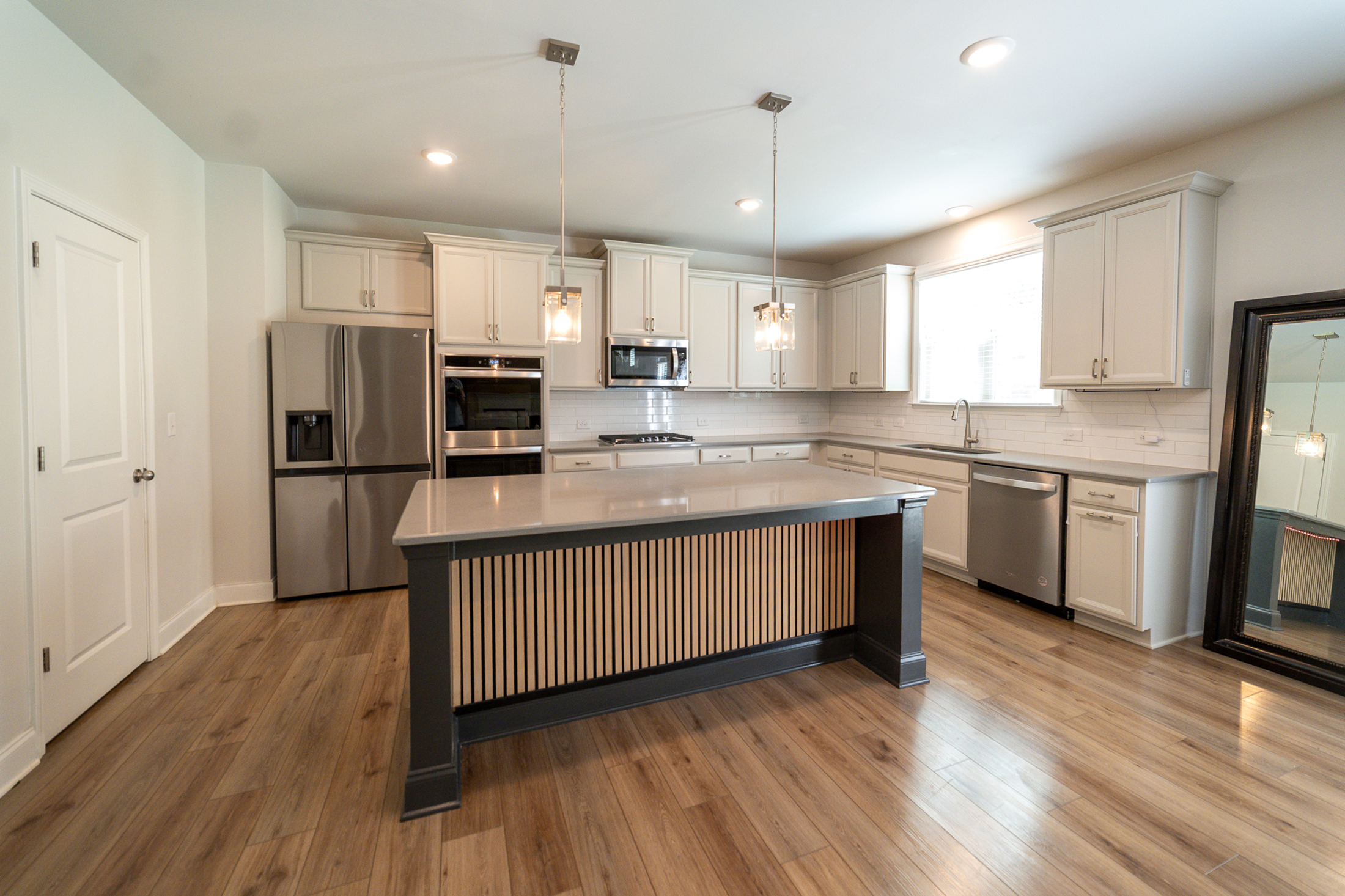  Fantastic Newer Construction Home in Bedford Estates - 物件實景