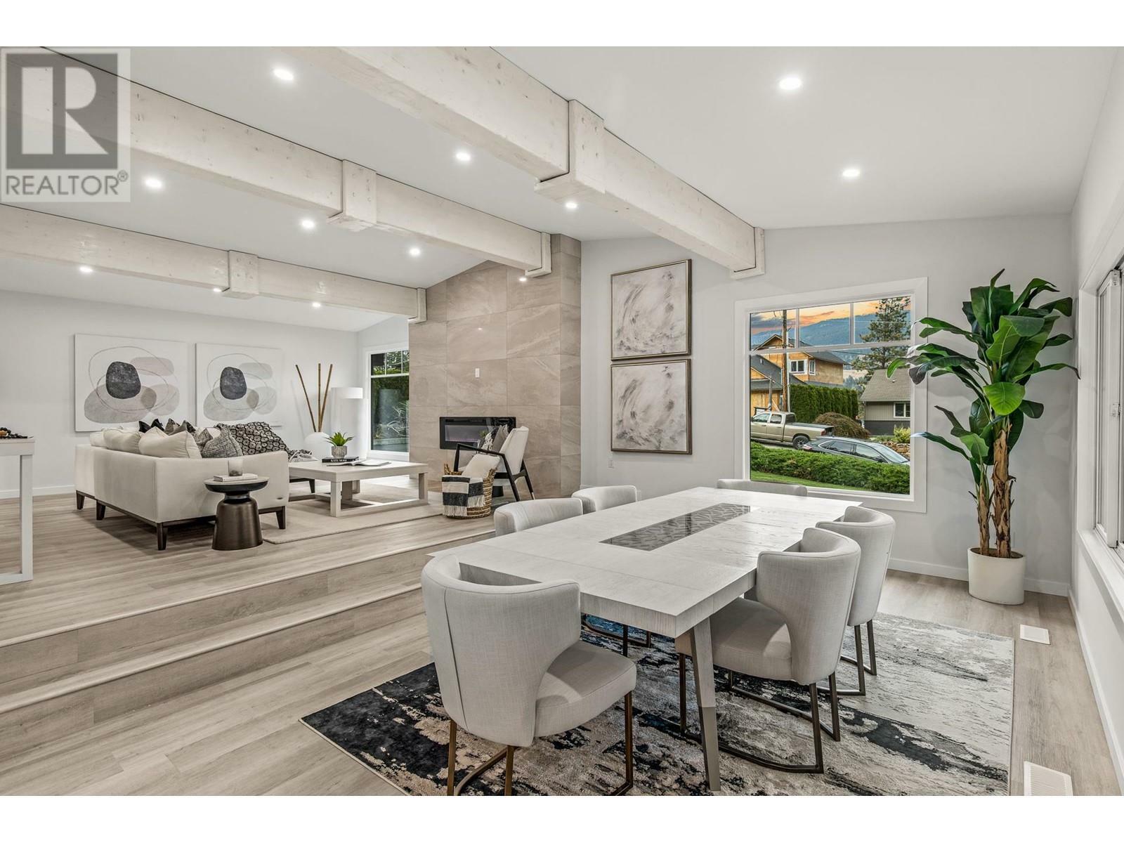 LAKE COUNTRY, British Columbia, V4V 2G9, CA, 5 Bedrooms Bedrooms, ,3 BathroomsBathrooms,Residential,For Sale,1837483