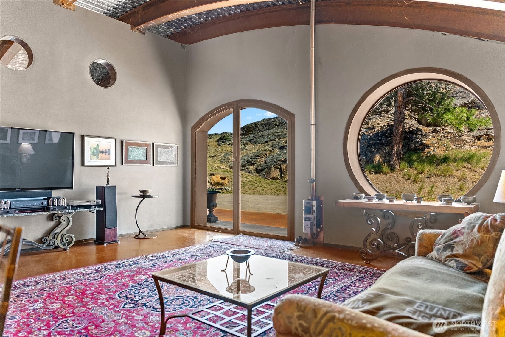 Oroville, Washington, 98844, United States, 1 Bedroom Bedrooms, ,Residential,For Sale,1882313