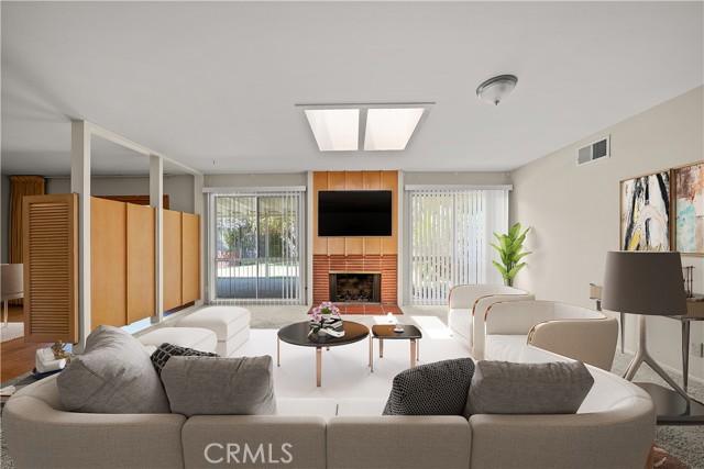 Rancho Palos Verdes, California, 90275, United States, 3 Bedrooms Bedrooms, ,2 BathroomsBathrooms,Residential,For Sale,2000051