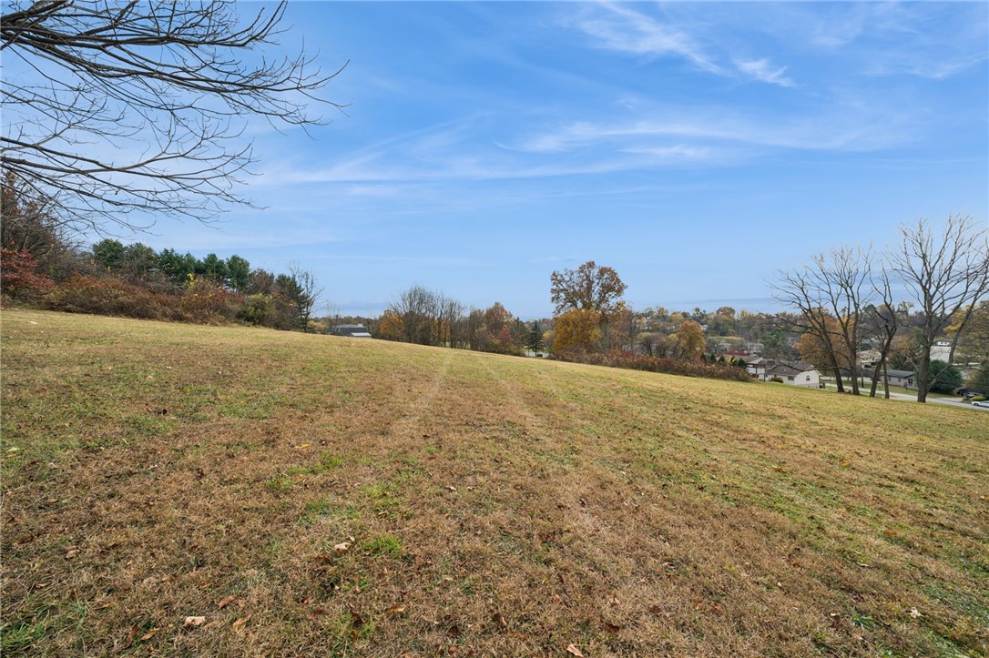 Plum Boro, Pennsylvania, 15239, United States, 4 Bedrooms Bedrooms, ,4 BathroomsBathrooms,Residential,For Sale,1996480