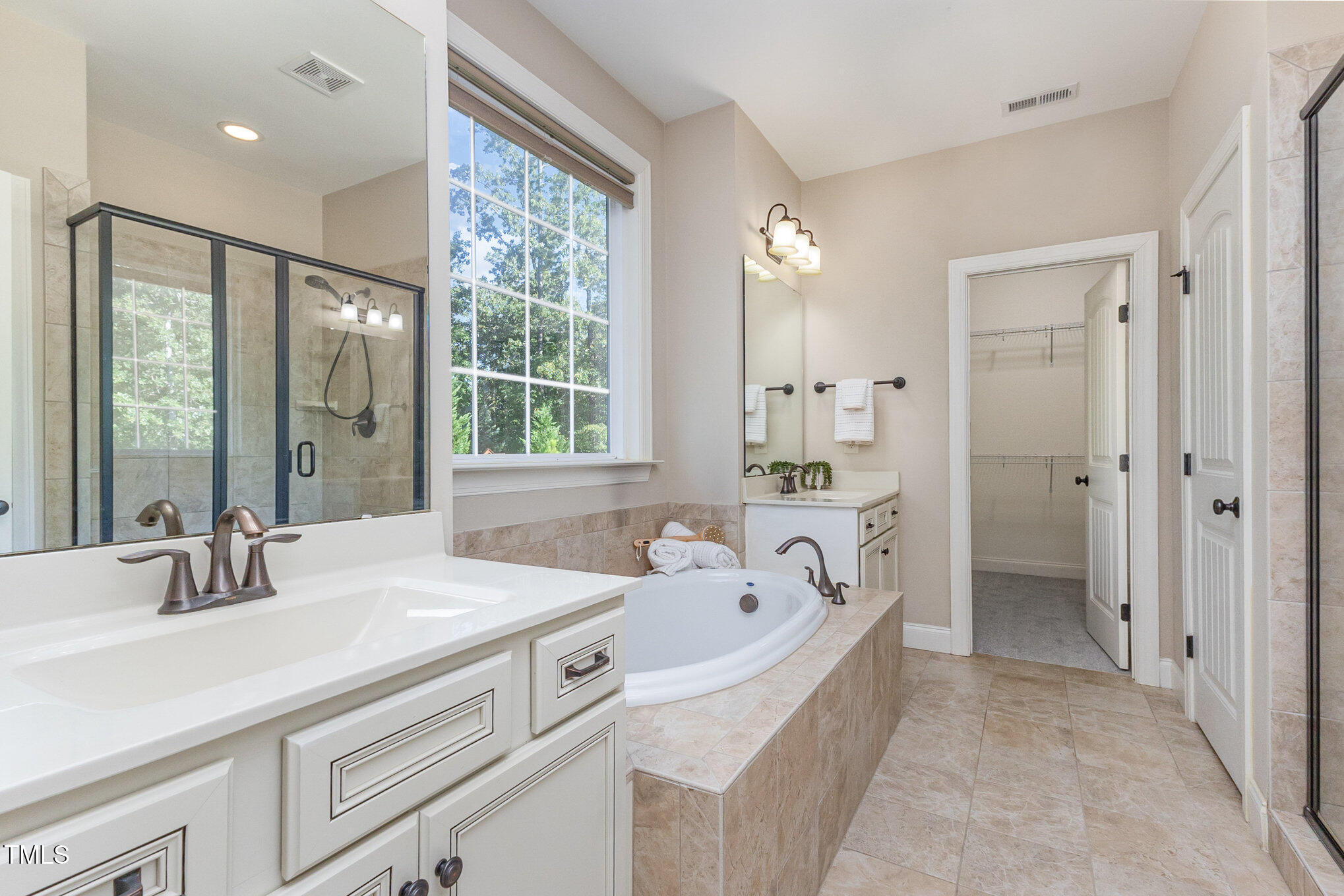 Apex, North Carolina, 27539, United States, 4 Bedrooms Bedrooms, ,4 BathroomsBathrooms,Residential,For Sale,1924371