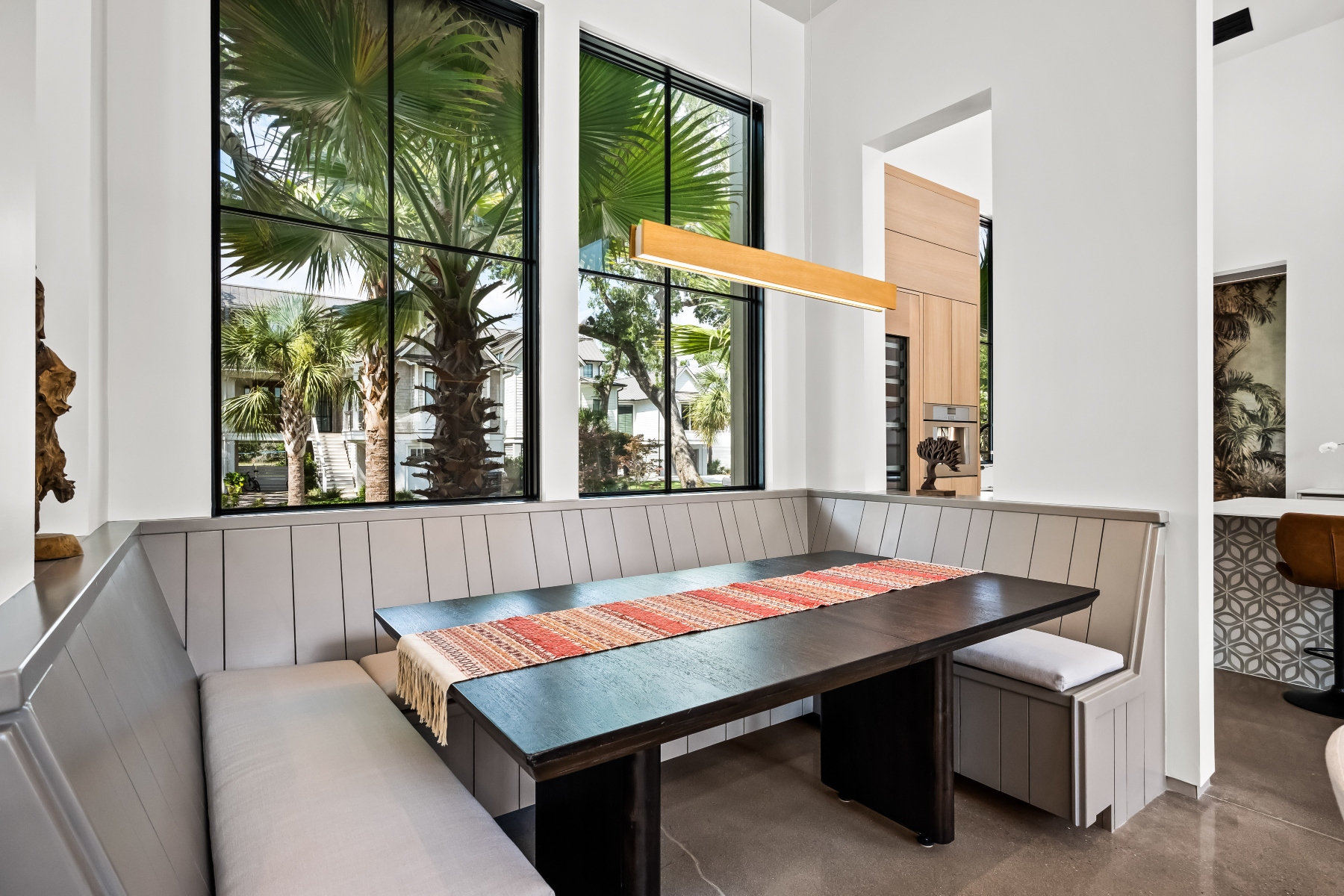  700 Stucco Lane, Mount Pleasant - 物件實景