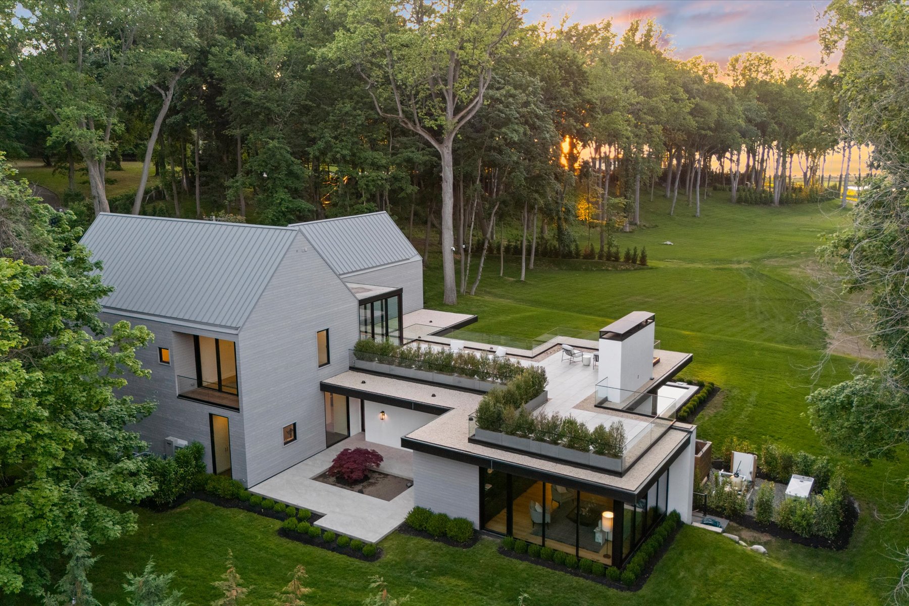  28 Watch Way, Lloyd Harbor, NY 11743 - 物件實景
