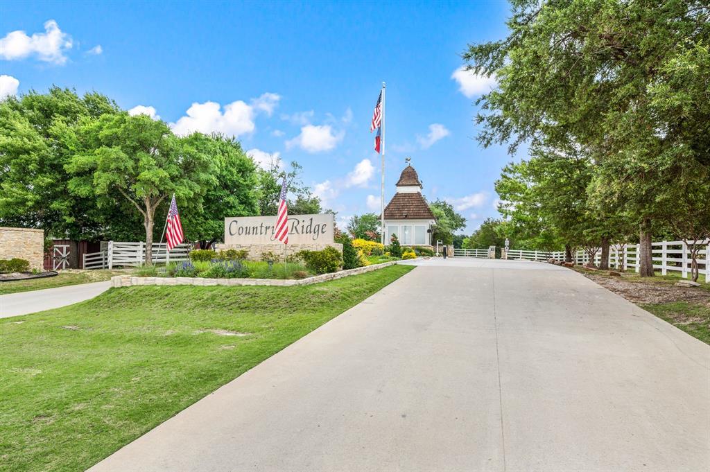 Melissa, Texas, 75454, United States, 5 Bedrooms Bedrooms, ,5 BathroomsBathrooms,Residential,For Sale,2048357