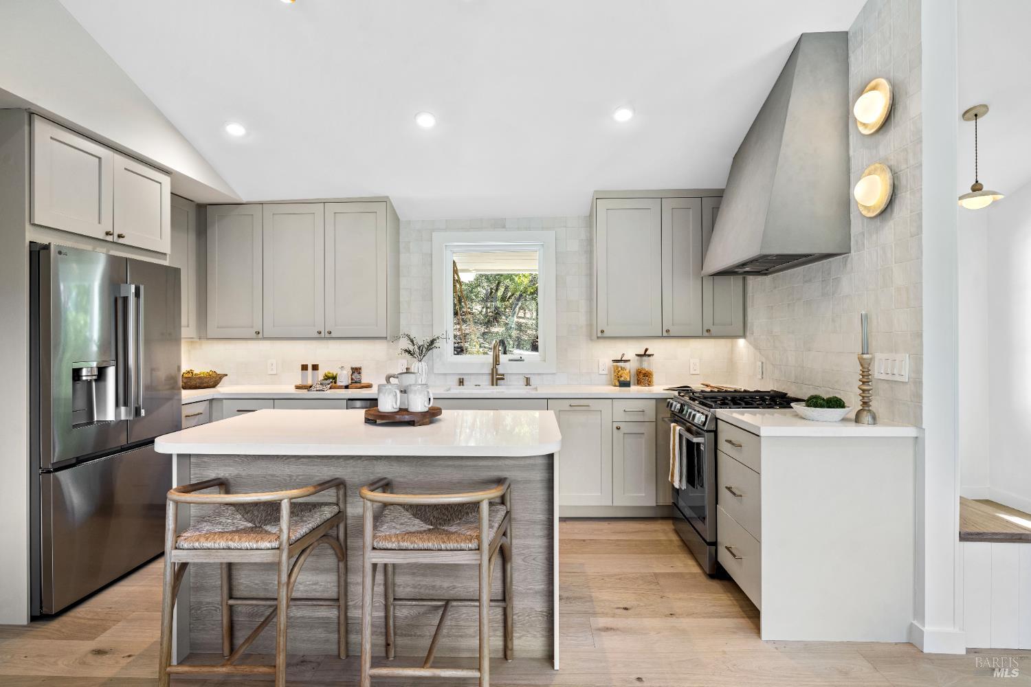 Sonoma, California, 95476, United States, 3 Bedrooms Bedrooms, ,3 BathroomsBathrooms,Residential,For Sale,1976344