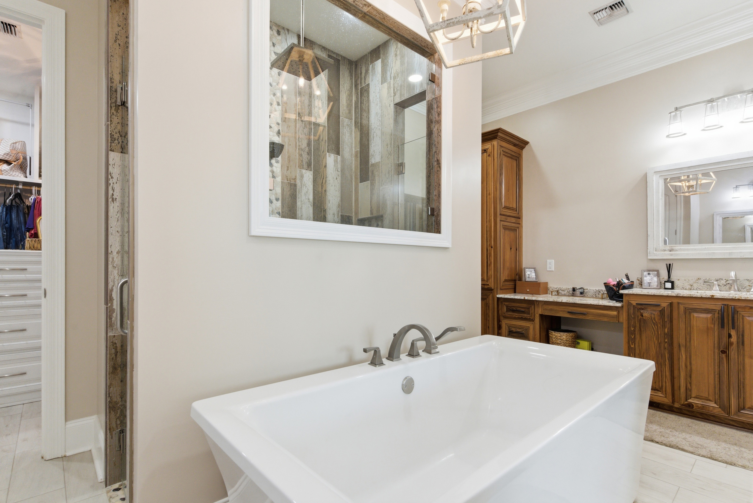 Scott, Louisiana, 70583, United States, 4 Bedrooms Bedrooms, ,3 BathroomsBathrooms,Residential,For Sale,2002633