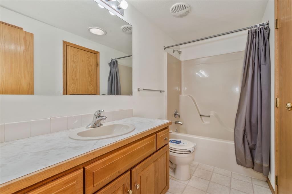 Steamboat Springs, Colorado, 80487, United States, 3 Bedrooms Bedrooms, ,2 BathroomsBathrooms,Residential,For Sale,2003476