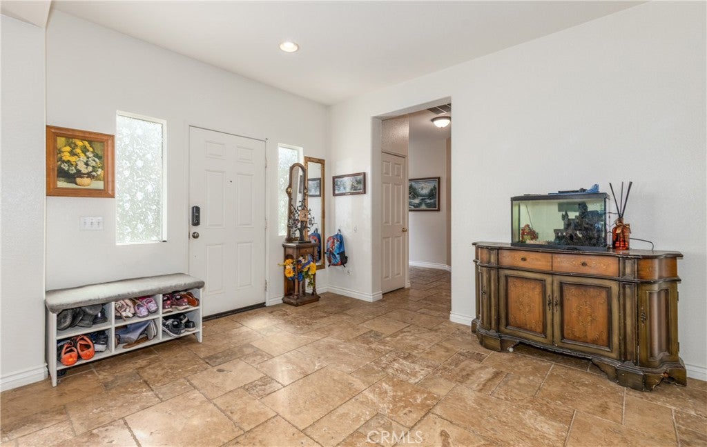 Highland, California, 92346, United States, 5 Bedrooms Bedrooms, ,4 BathroomsBathrooms,Residential,For Sale,1977847