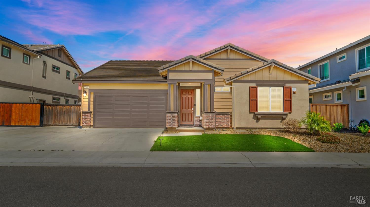 Vacaville, California, 95688, United States, 3 Bedrooms Bedrooms, ,2 BathroomsBathrooms,Residential,For Sale,1840903