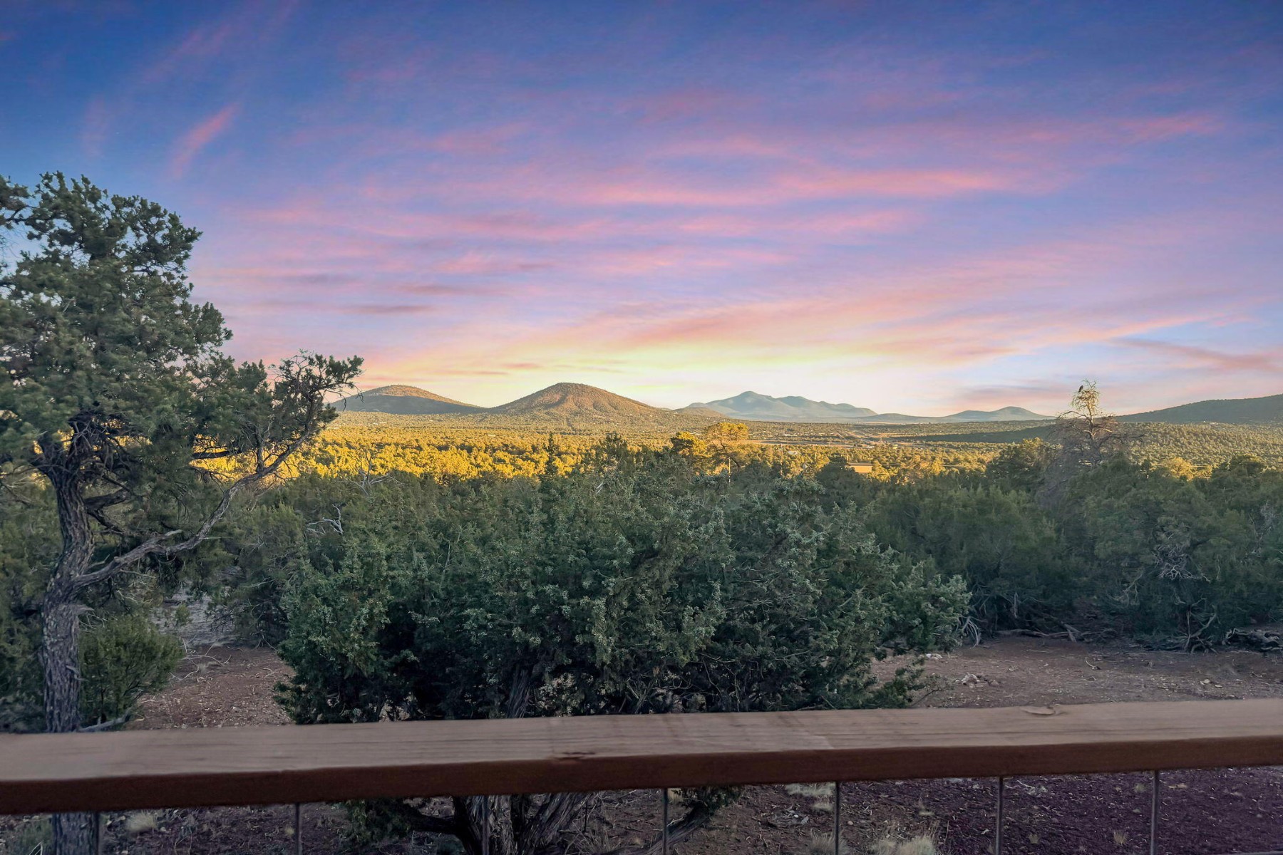  1249 E Chaparral Rd ¦ Williams, AZ - 物件實景