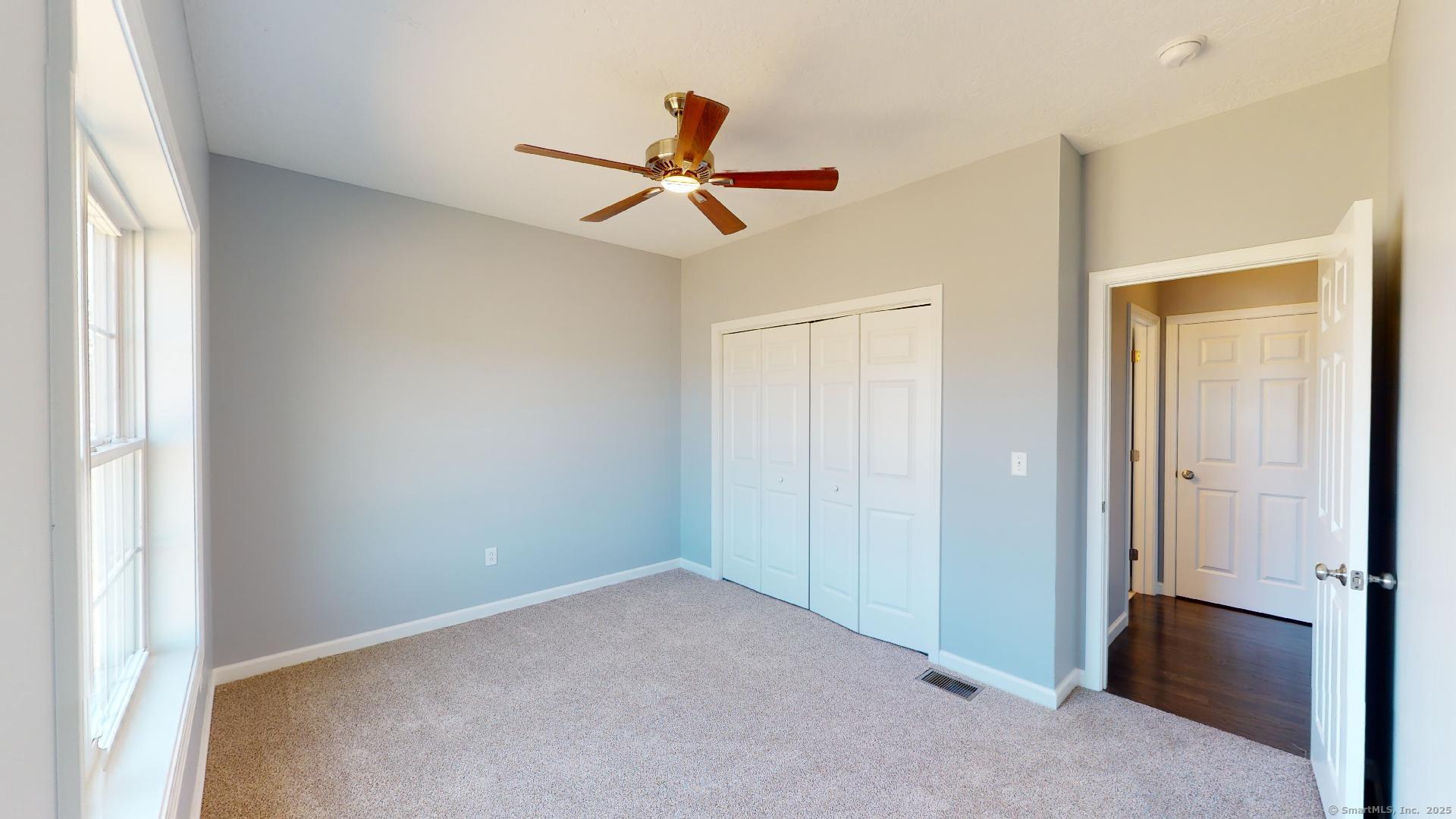 Windsor, Connecticut, 06095, United States, 3 Bedrooms Bedrooms, ,2 BathroomsBathrooms,Residential,For Sale,1939906