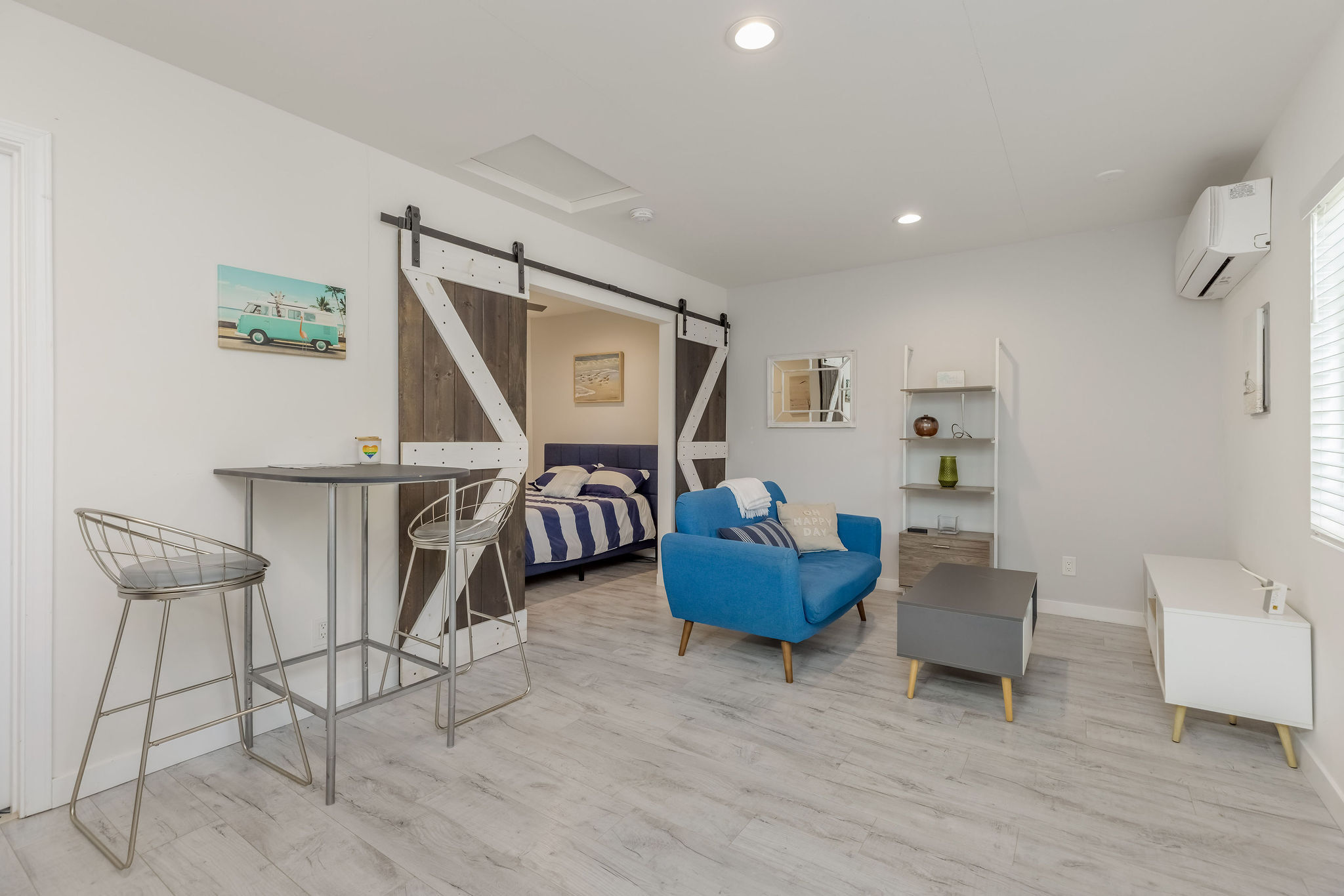  4931 Coolidge Ave - 物件實景