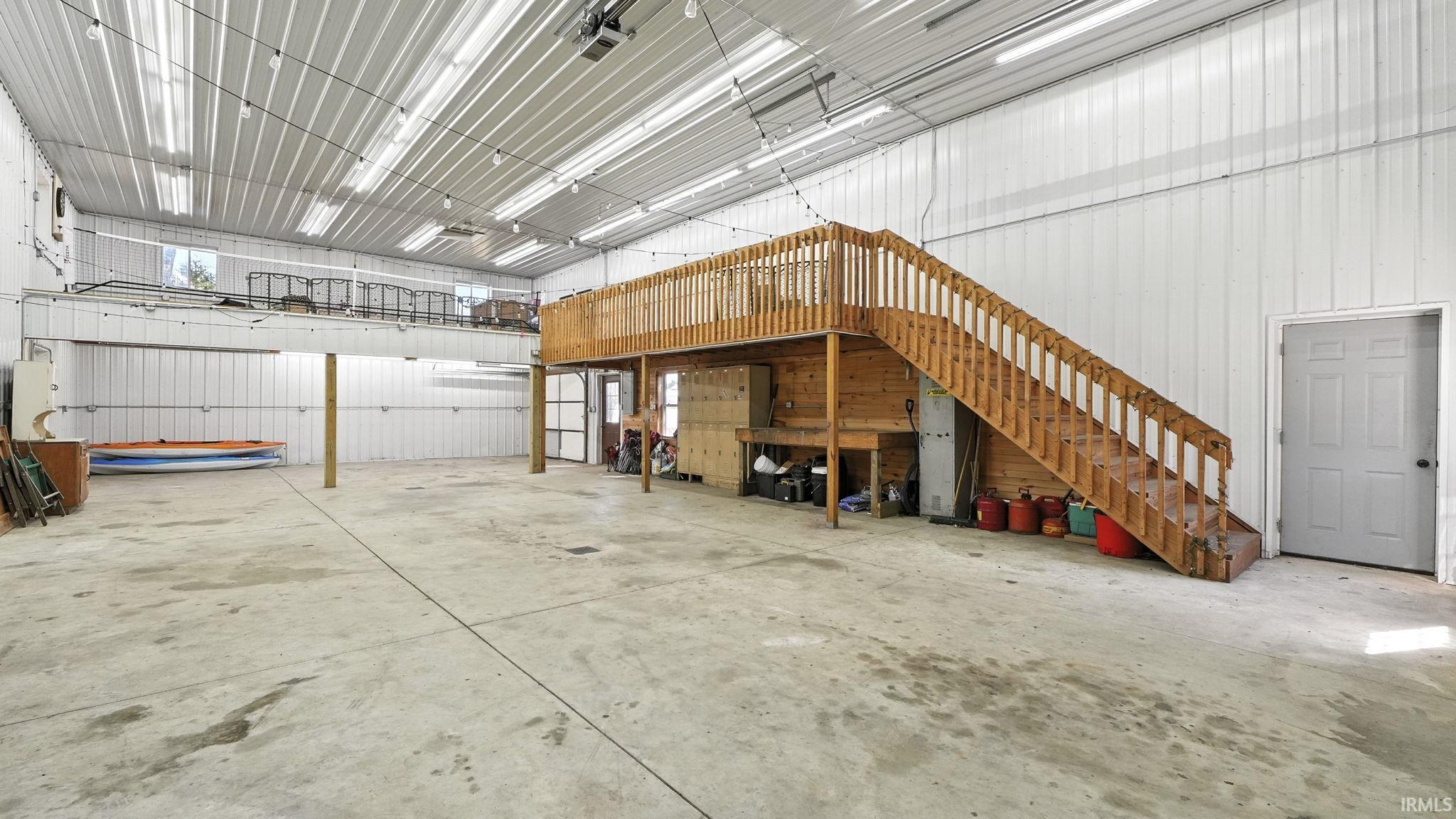 Columbia City, Indiana, 46725-7594, United States, 4 Bedrooms Bedrooms, ,2 BathroomsBathrooms,Residential,For Sale,1938058
