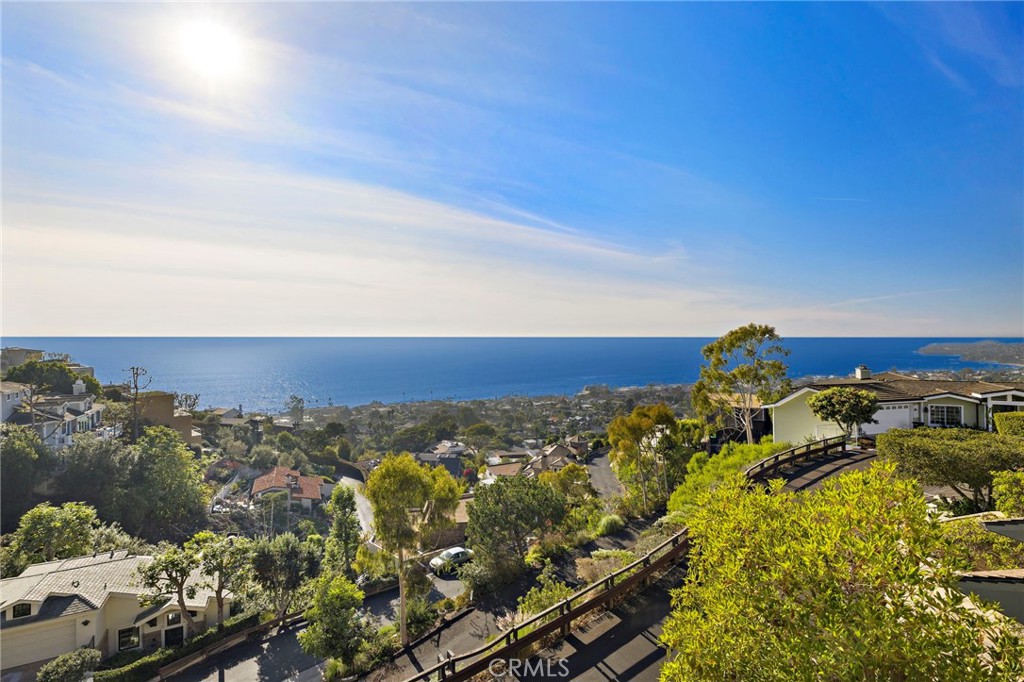 Laguna Beach, California, 92651, United States, 4 Bedrooms Bedrooms, ,5 BathroomsBathrooms,Residential,For Sale,2000559