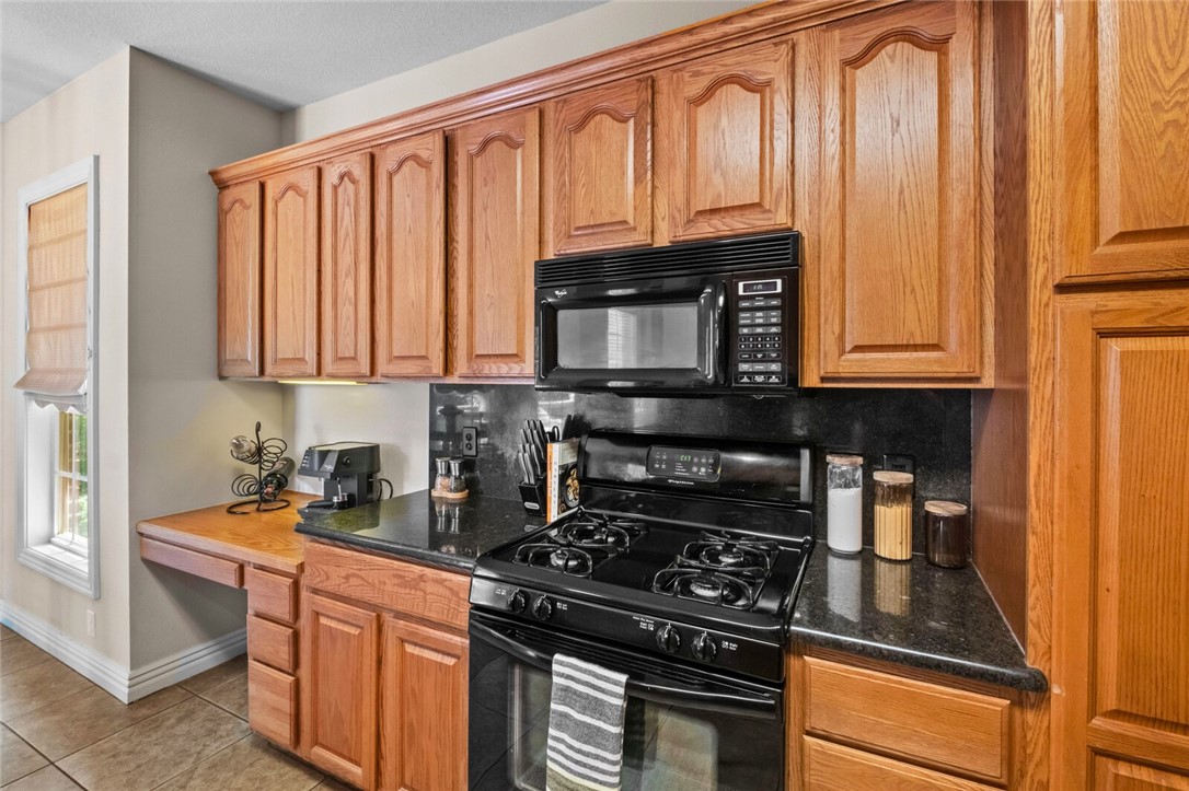 Rogers, Arkansas, 72756, United States, 5 Bedrooms Bedrooms, ,4 BathroomsBathrooms,Residential,For Sale,1838884
