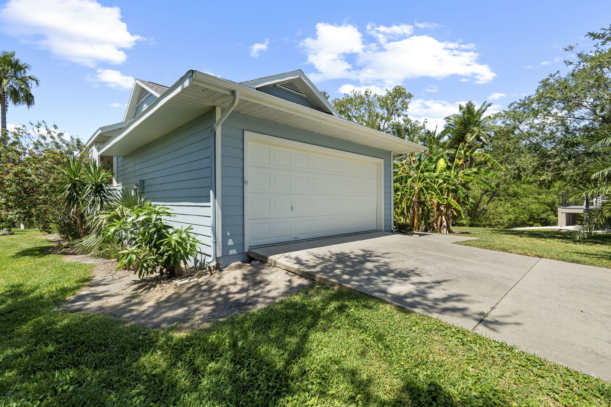 Tarpon Springs, Florida, 34689, United States, 3 Bedrooms Bedrooms, ,2 BathroomsBathrooms,Residential,For Sale,1976239