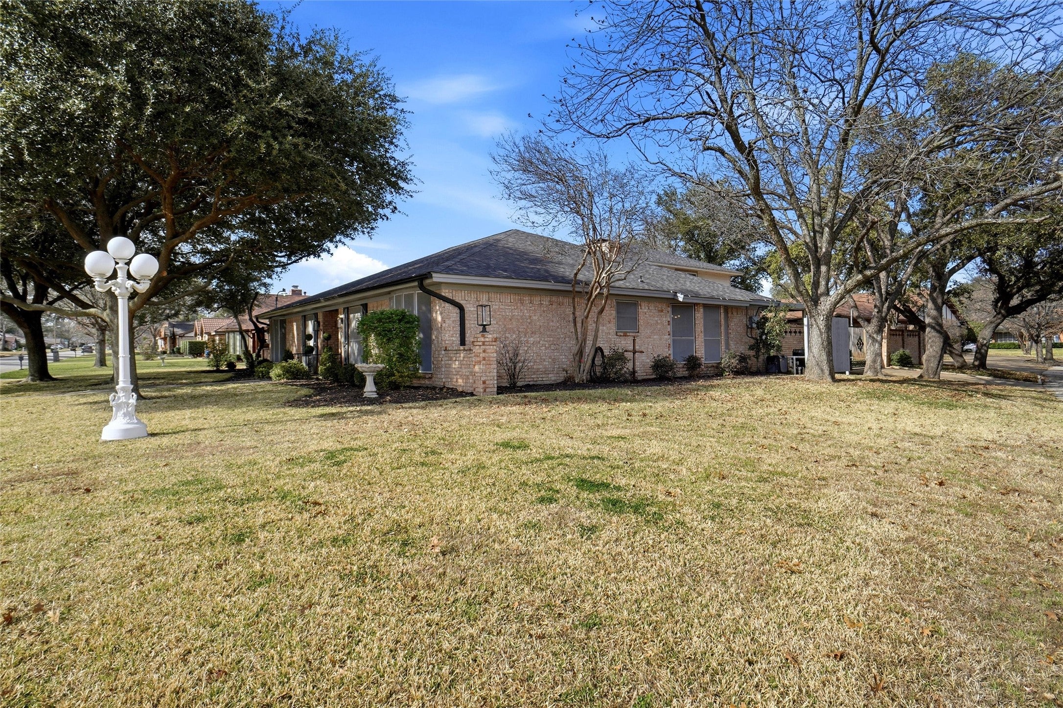 Hurst, Texas, 76054, United States, 4 Bedrooms Bedrooms, ,3 BathroomsBathrooms,Residential,For Sale,2024676